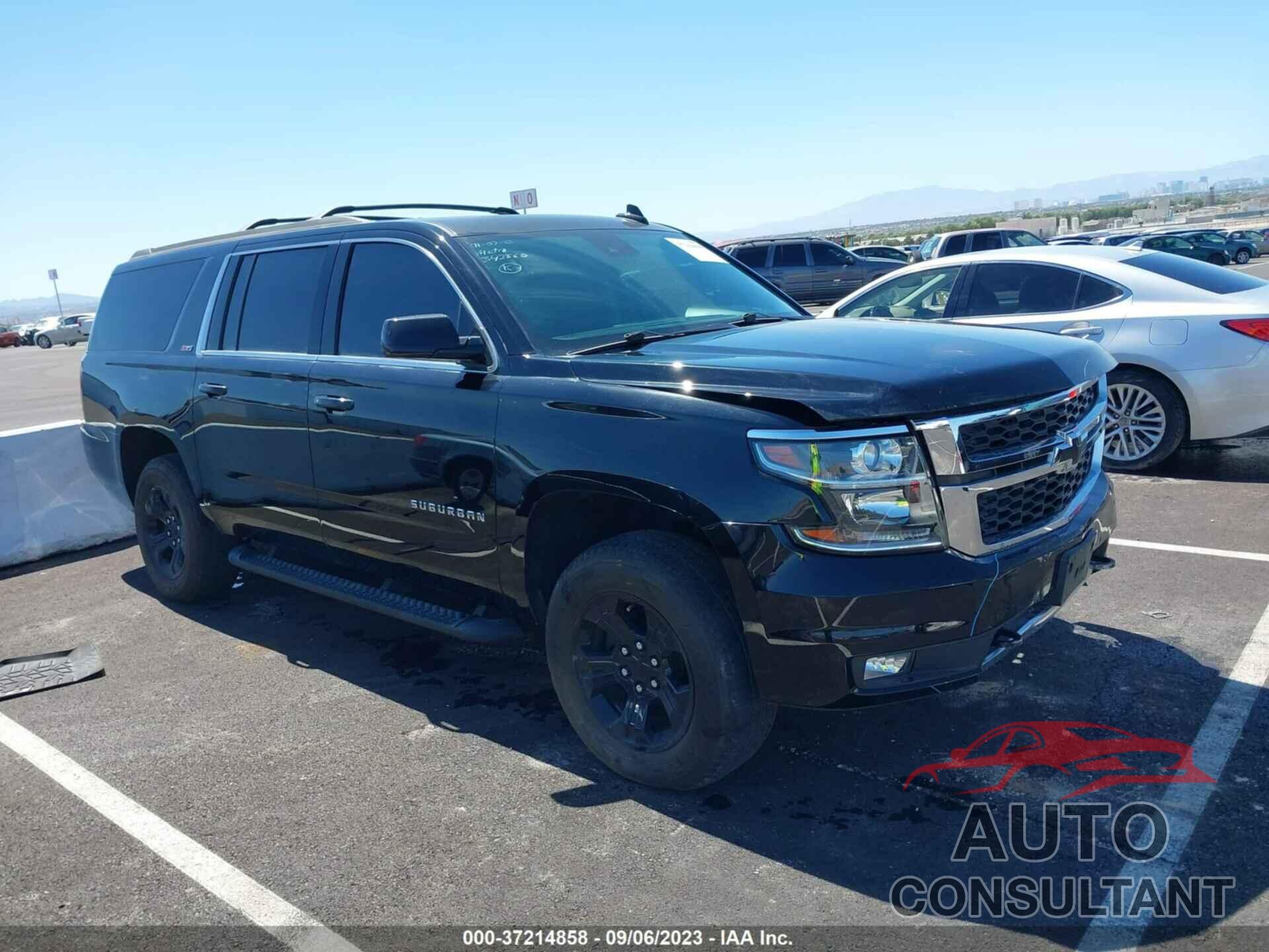 CHEVROLET SUBURBAN 2020 - 1GNSKHKCXLR185660