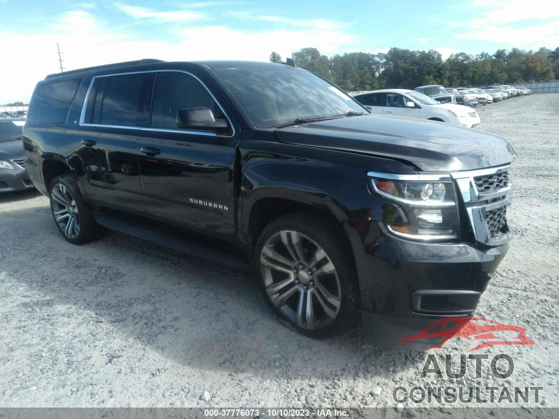 CHEVROLET SUBURBAN 2019 - 1GNSKHKC5KR399938