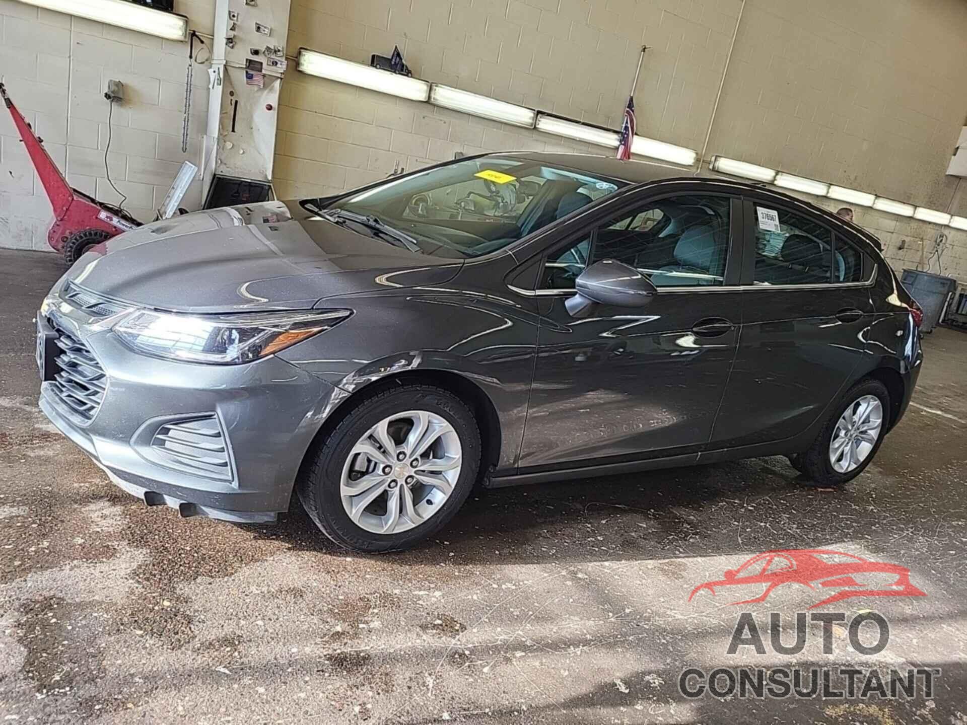 CHEVROLET CRUZE 2019 - 3G1BE6SM0KS567892