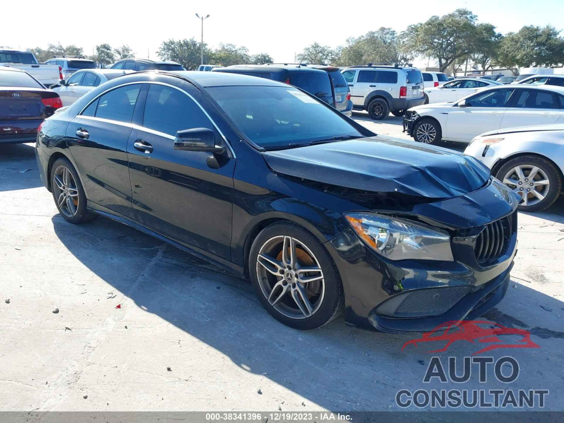 MERCEDES-BENZ CLA 250 2018 - WDDSJ4EB8JN519363
