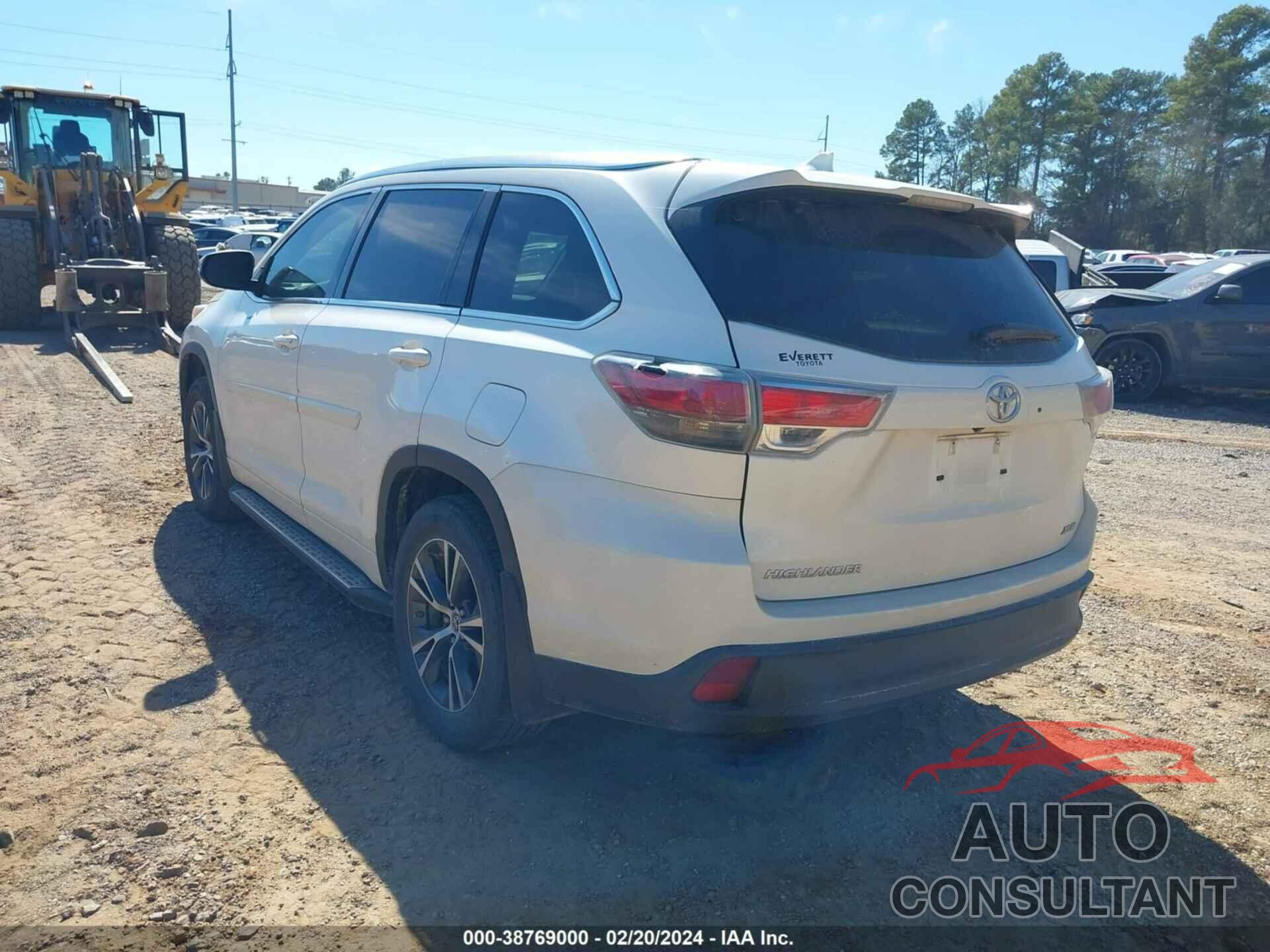 TOYOTA HIGHLANDER 2016 - 5TDKKRFH7GS137044