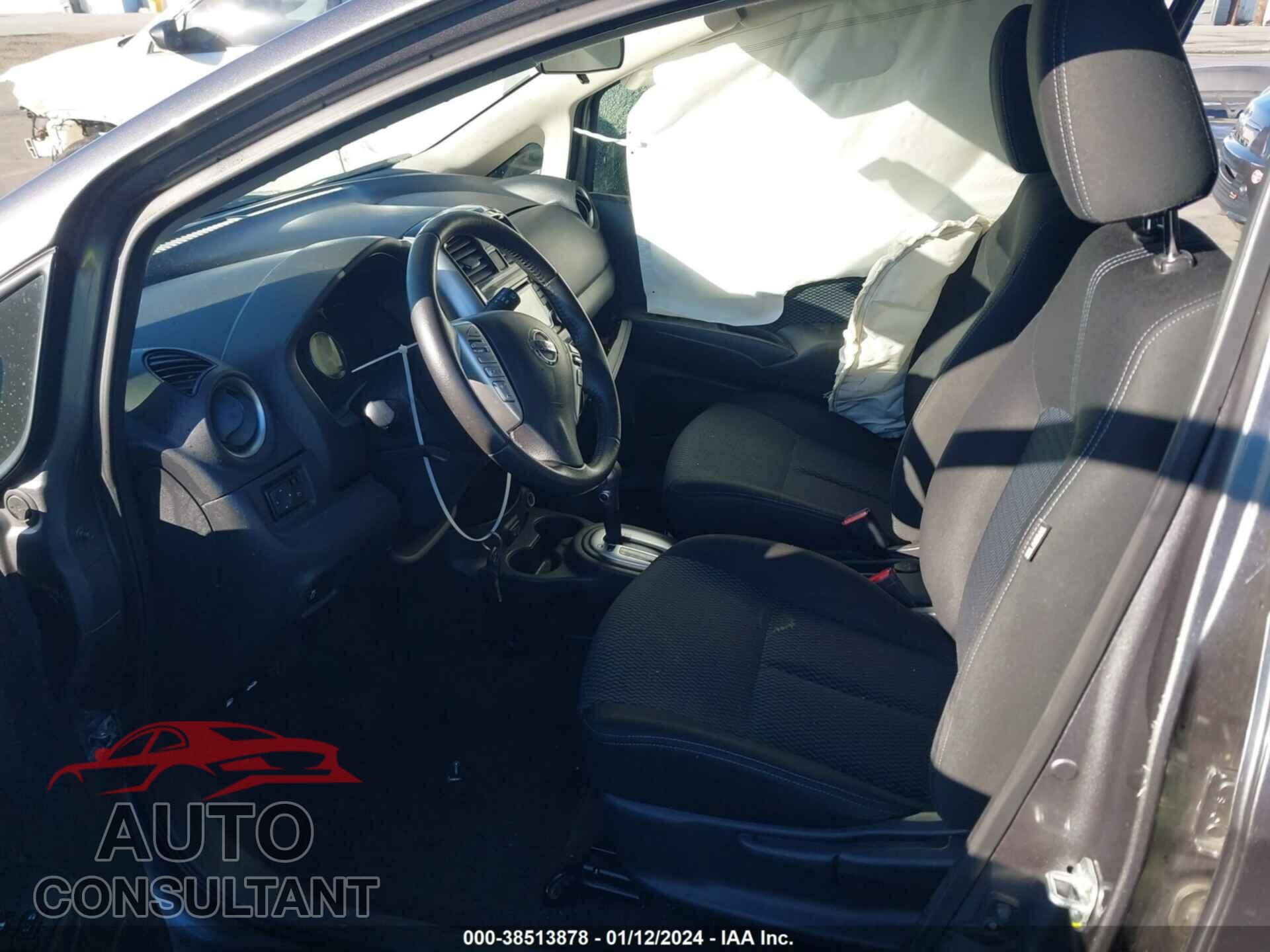 NISSAN VERSA NOTE 2018 - 3N1CE2CP8JL359154