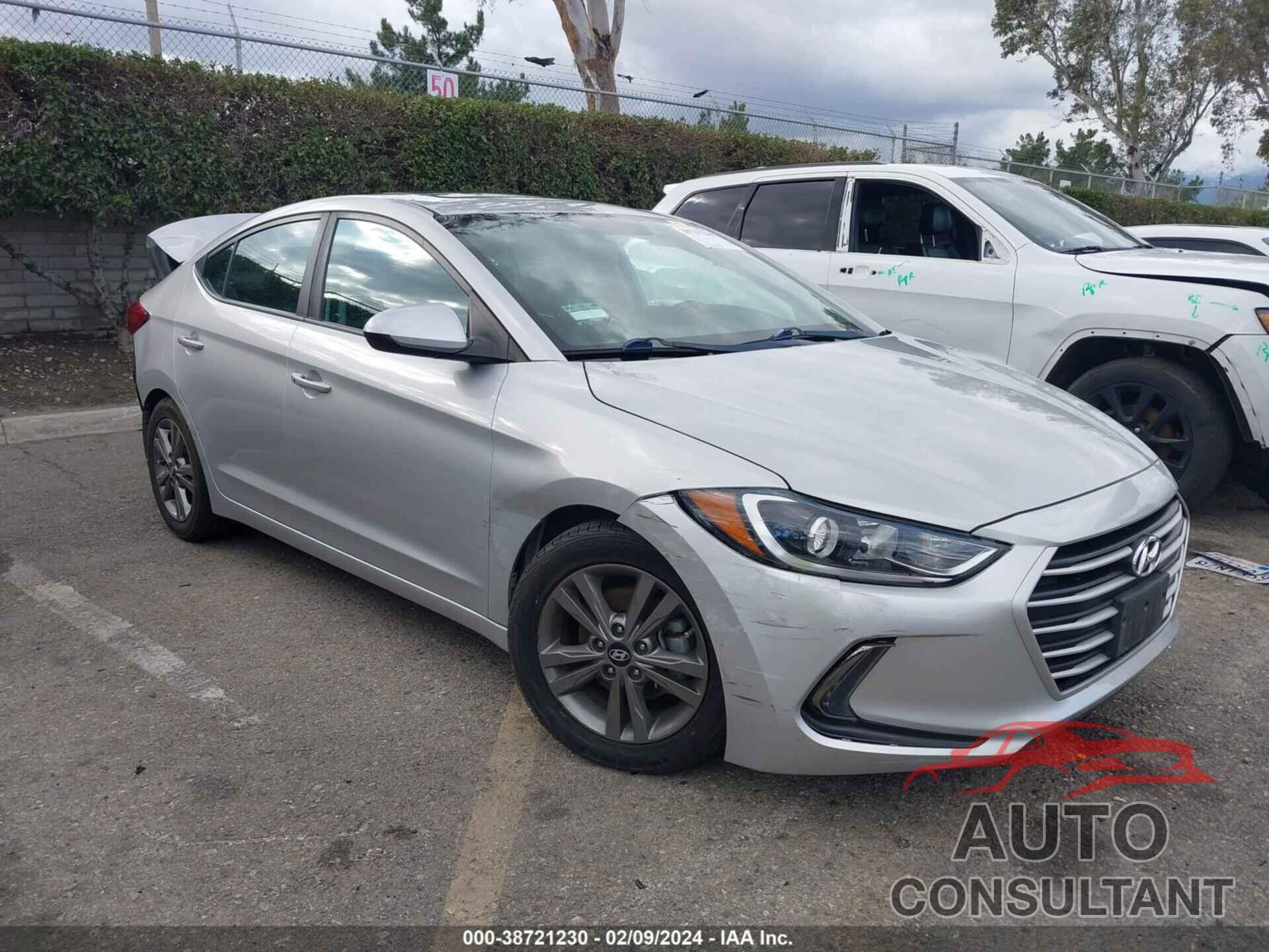 HYUNDAI ELANTRA 2018 - 5NPD84LFXJH364660