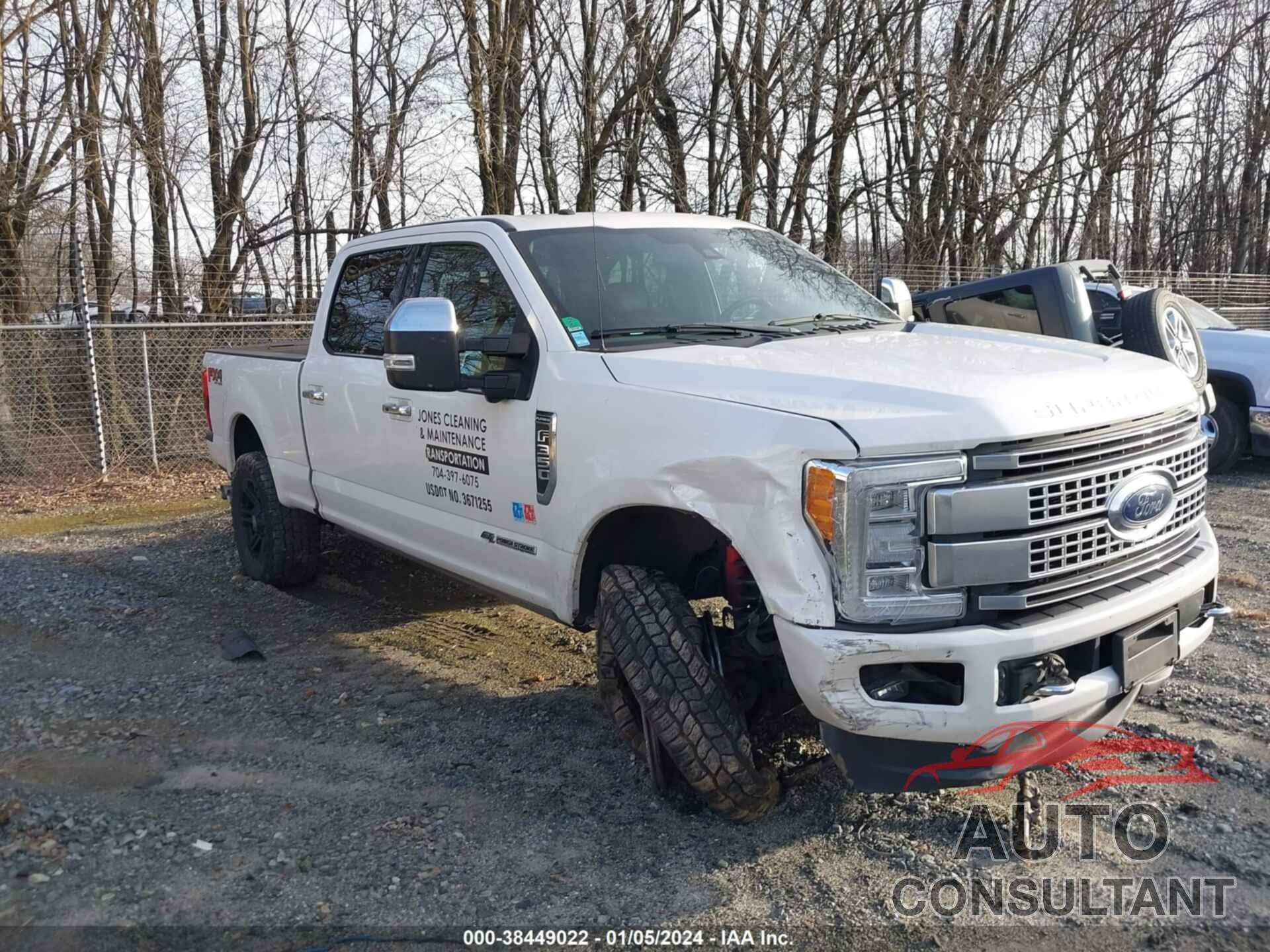 FORD F-350 2017 - 1FT8W3BT5HEE38408