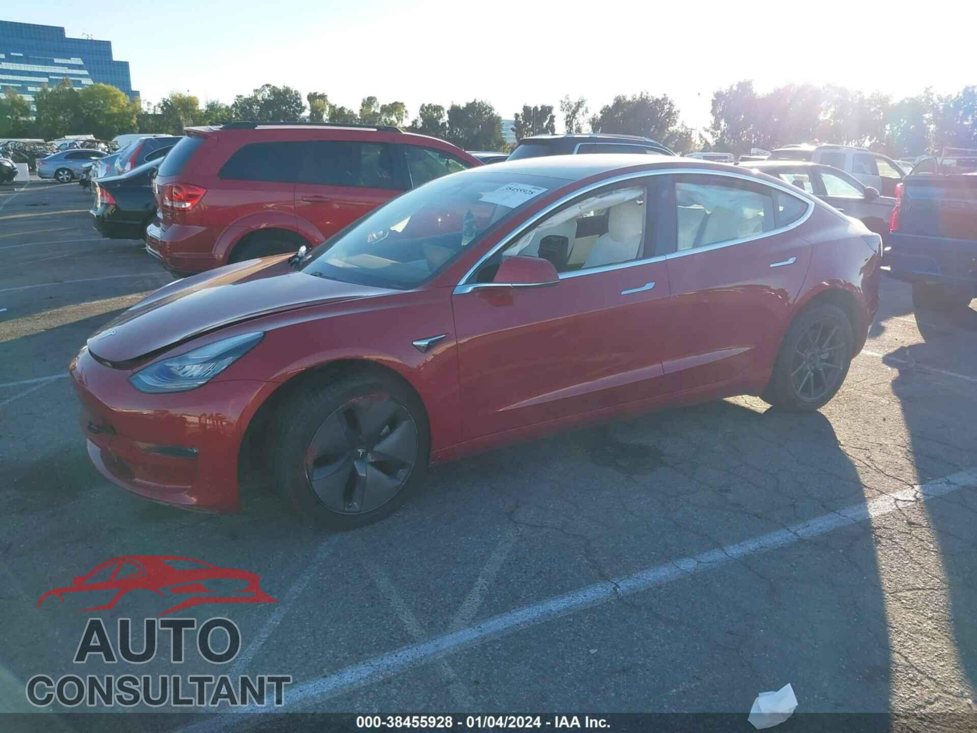 TESLA MODEL 3 2019 - 5YJ3E1EB2KF450476