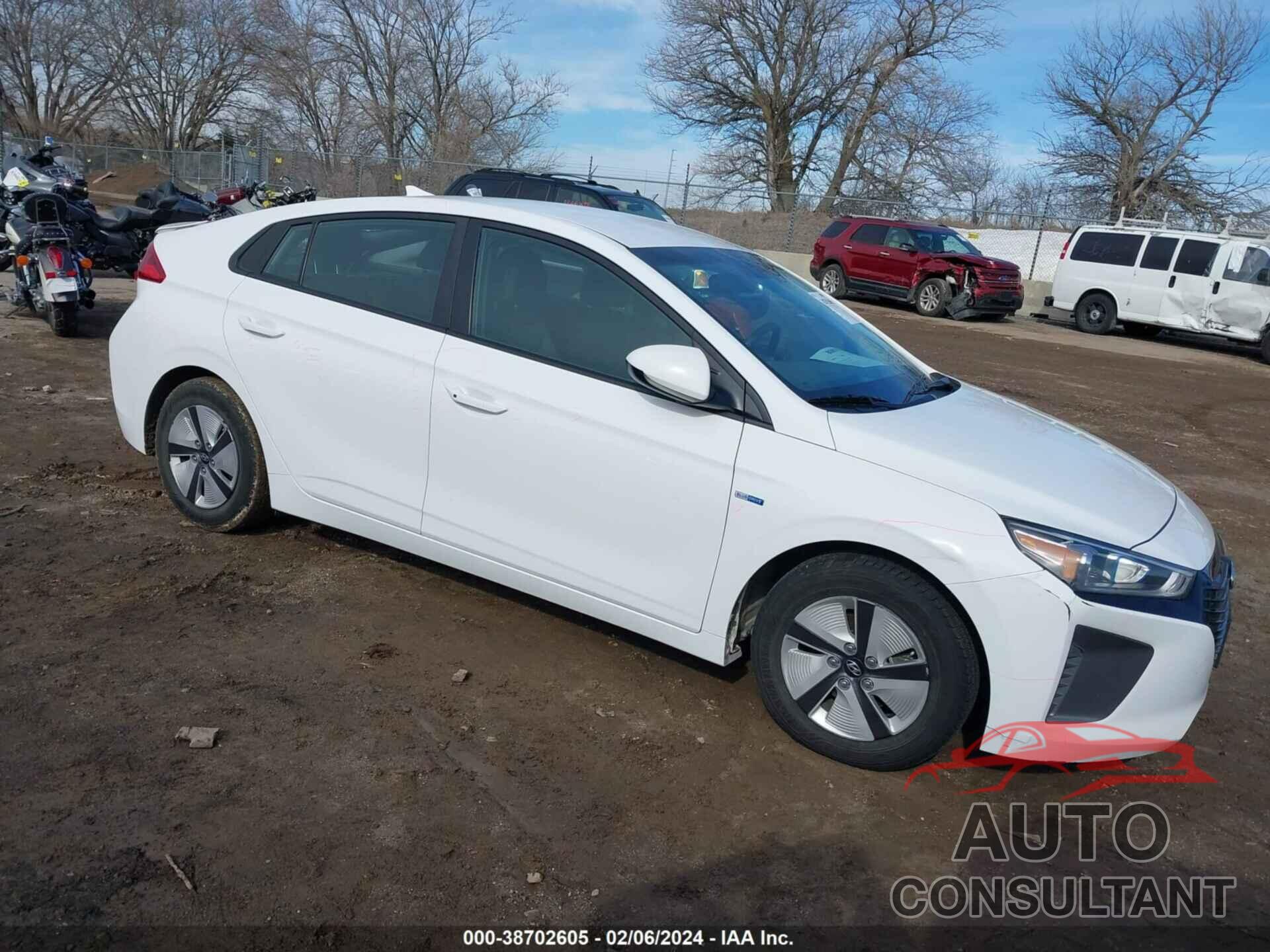 HYUNDAI IONIQ HYBRID 2017 - KMHC65LC5HU039889