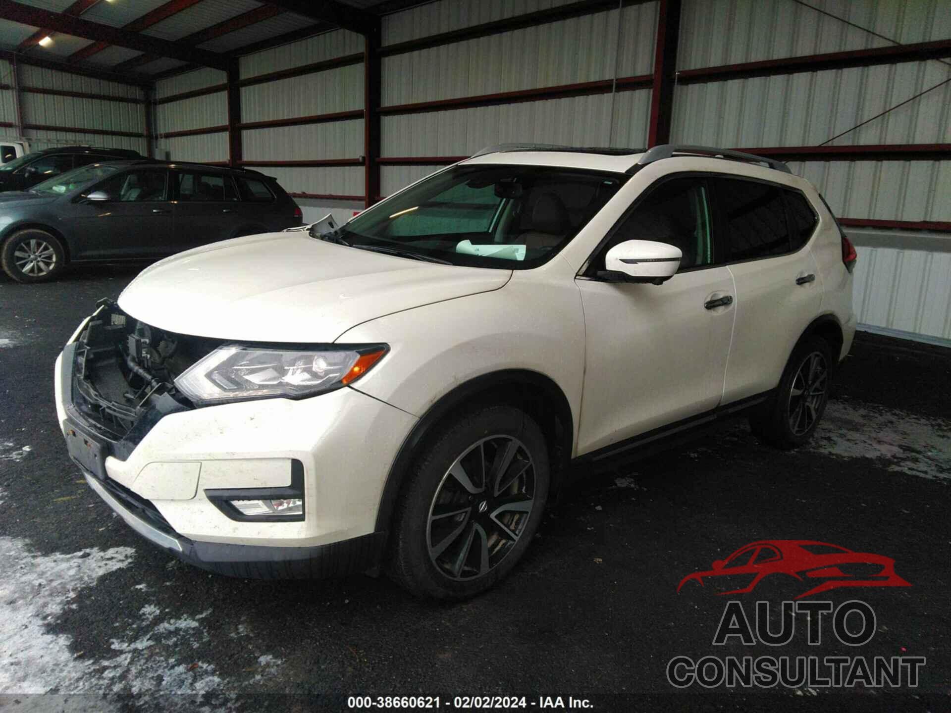 NISSAN ROGUE 2018 - 5N1AT2MV2JC777014