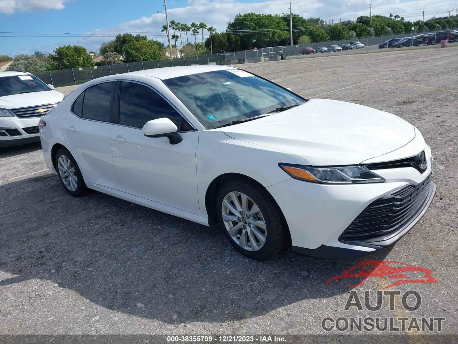 TOYOTA CAMRY 2020 - 4T1C11AK4LU375222