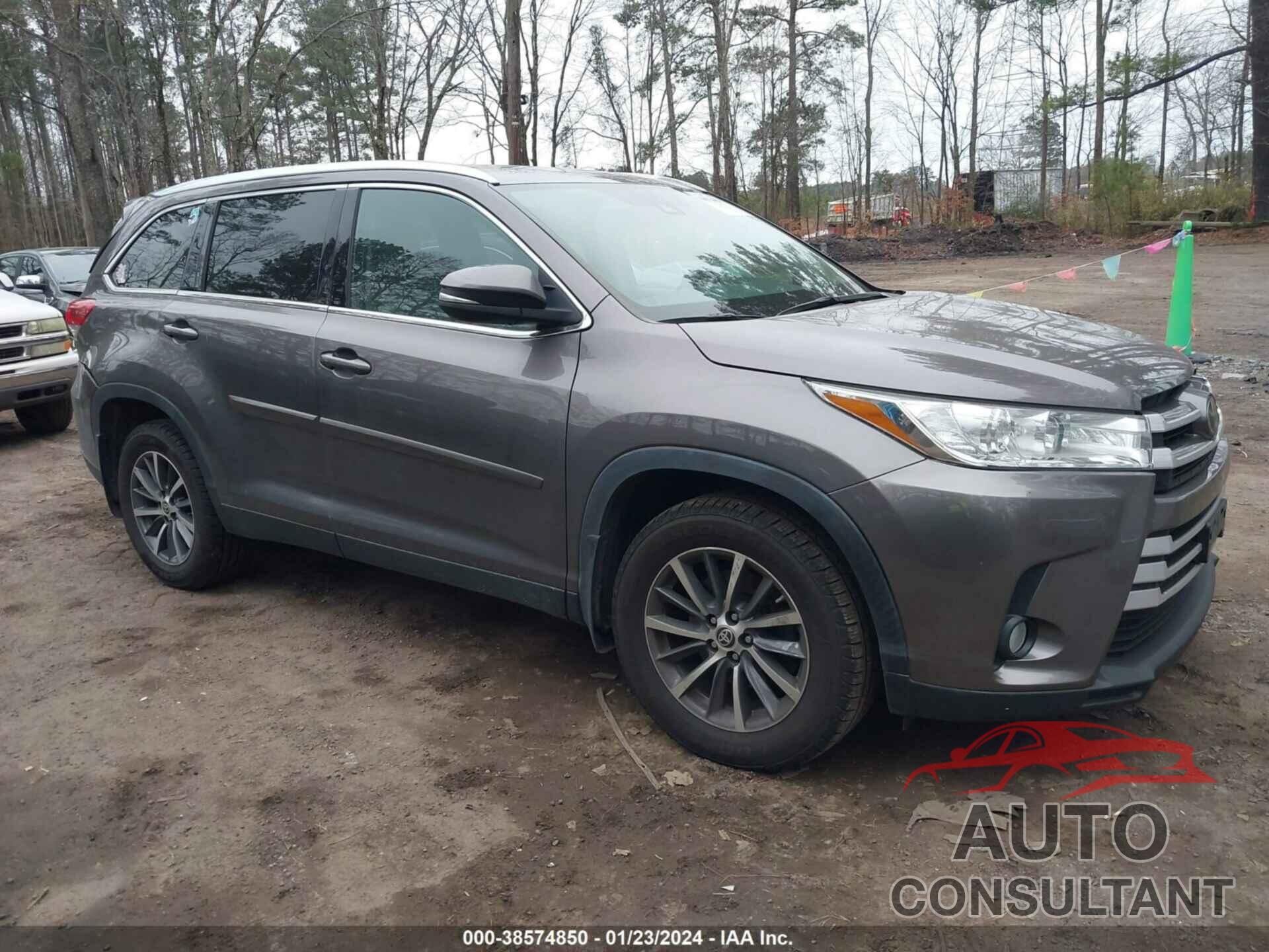 TOYOTA HIGHLANDER 2019 - 5TDJZRFH8KS627721