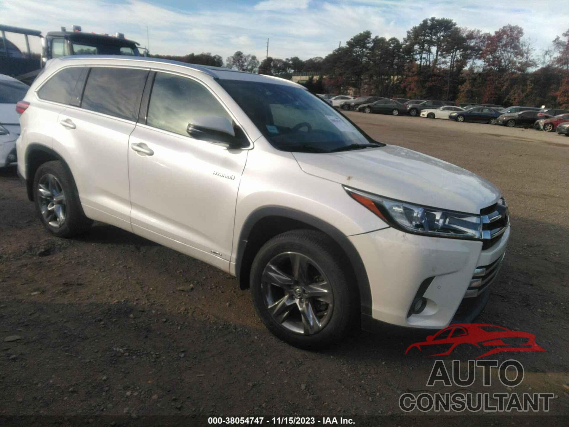 TOYOTA HIGHLANDER HYBRID 2018 - 5TDDGRFH8JS041912