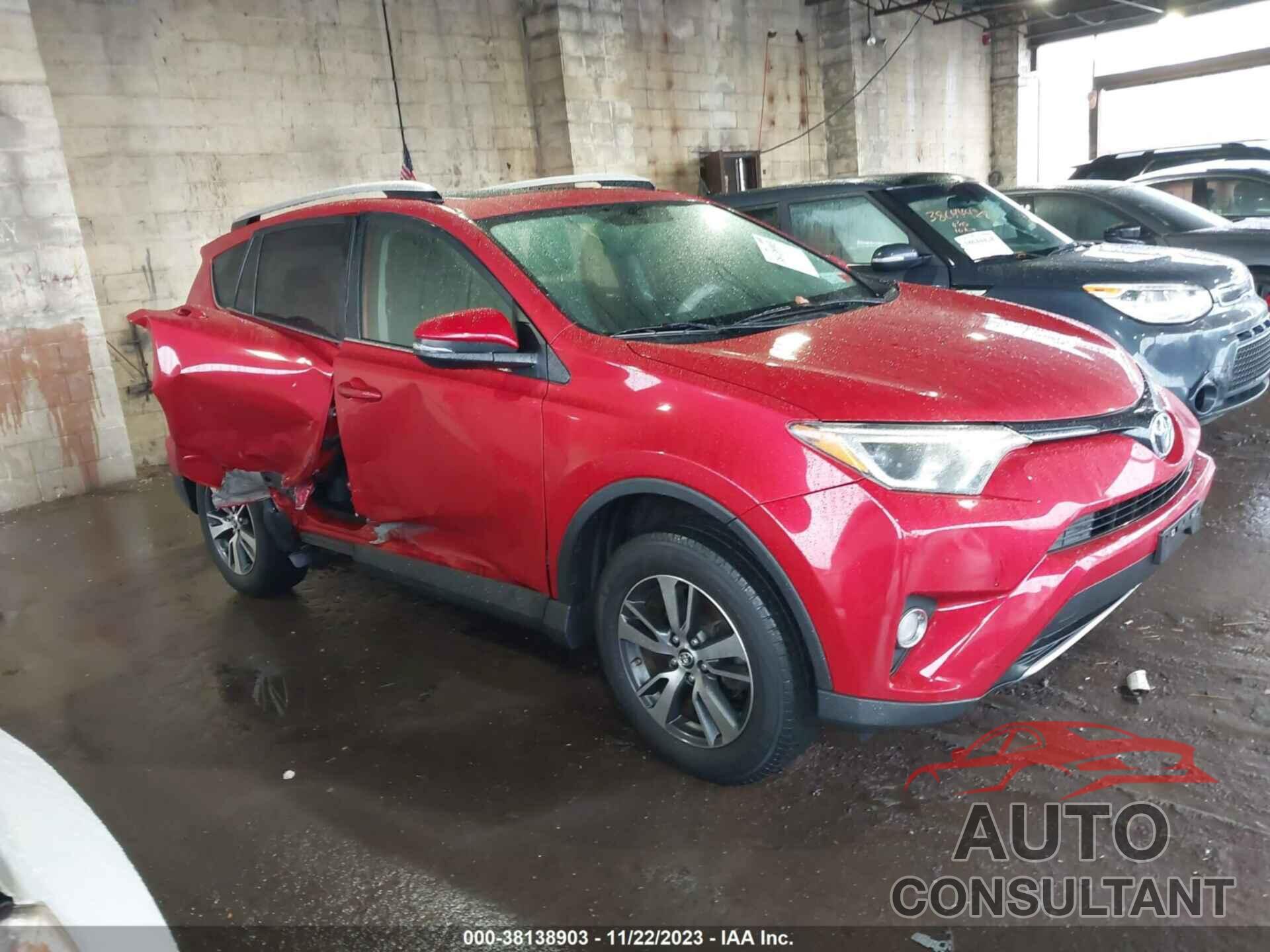 TOYOTA RAV4 2016 - JTMRFREV2GJ057898
