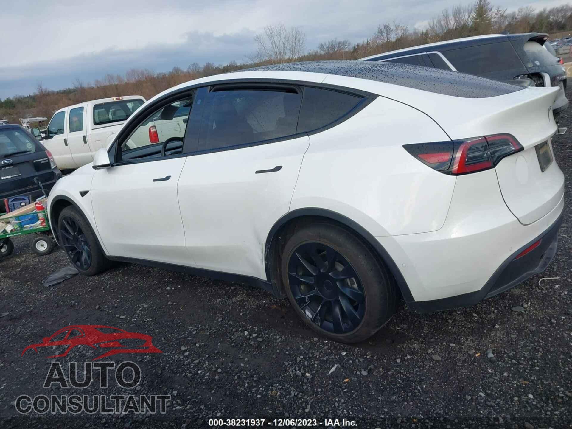 TESLA MODEL Y 2021 - 5YJYGAEE3MF287236