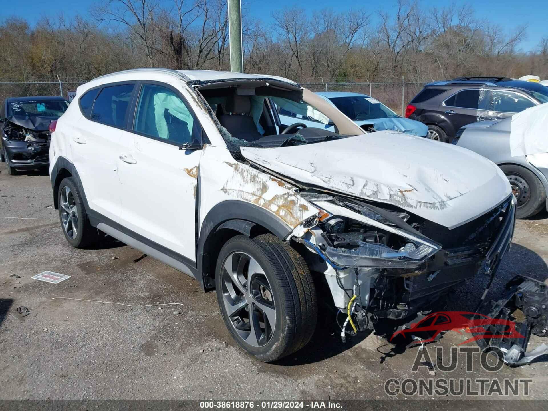 HYUNDAI TUCSON 2018 - KM8J33AL6JU827156