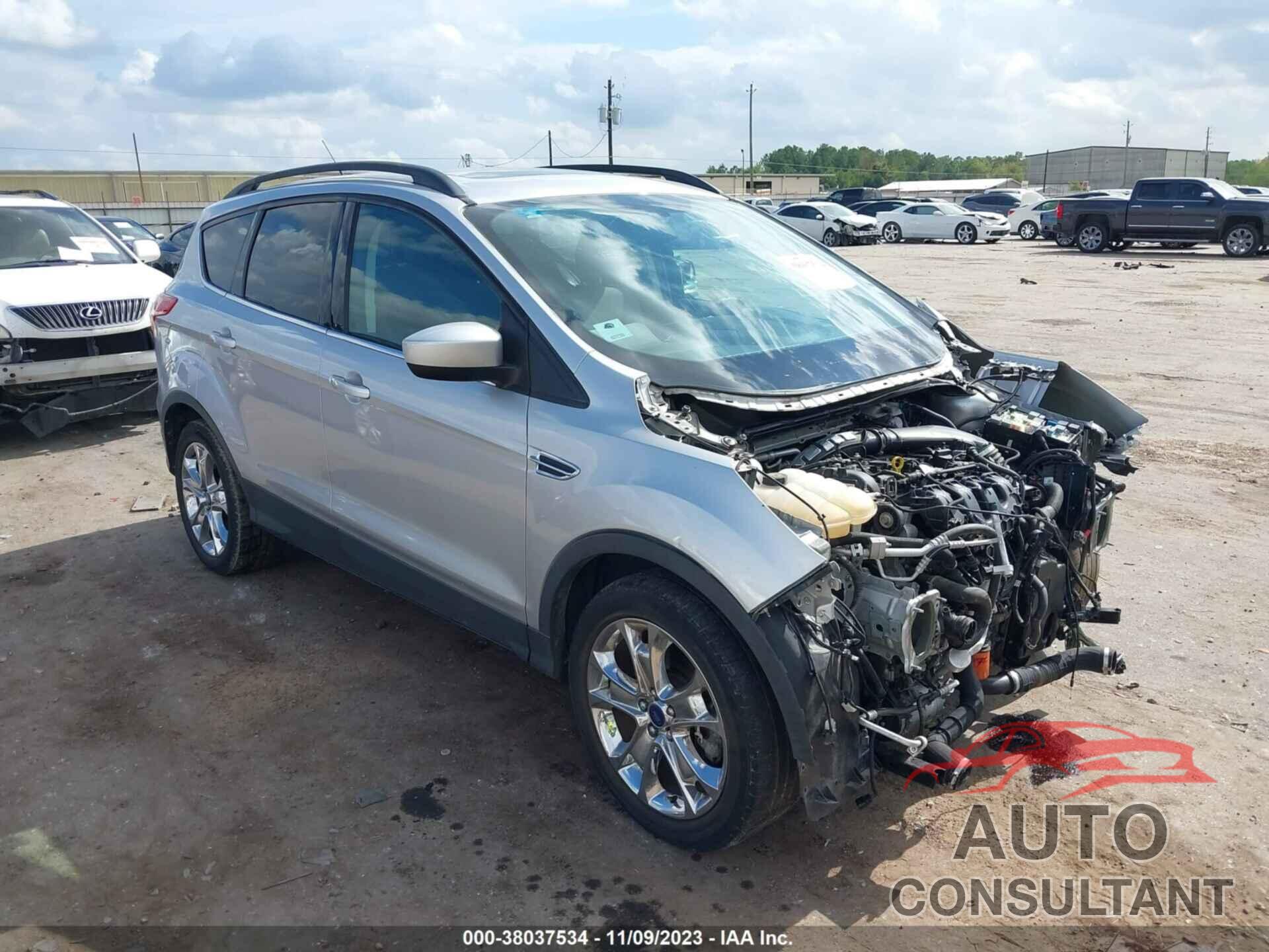 FORD ESCAPE 2015 - 1FMCU9G95FUC27403