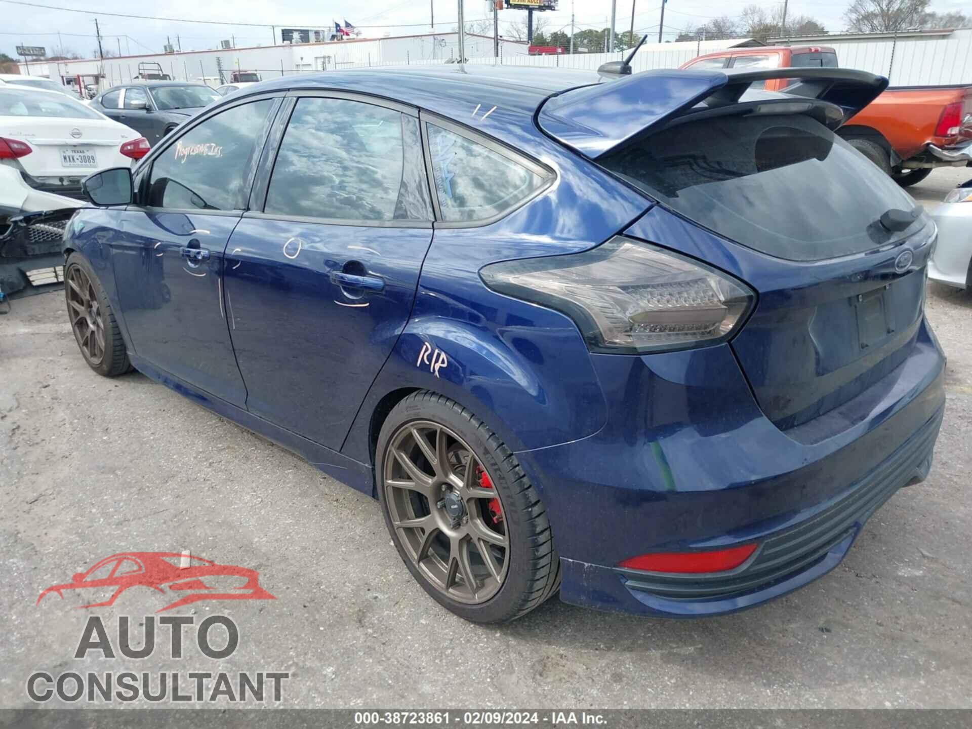 FORD FOCUS ST 2016 - 1FADP3L99GL383198