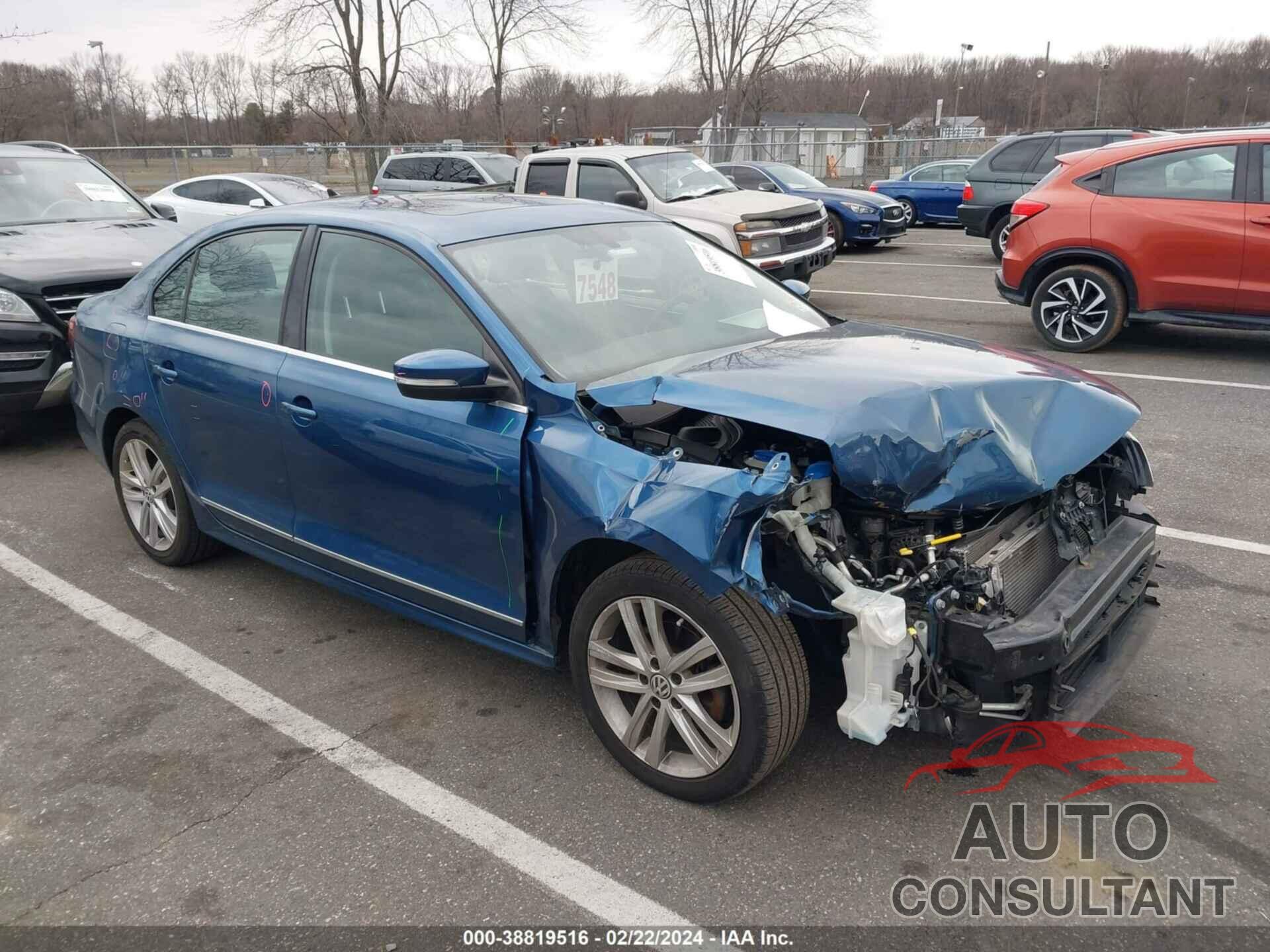 VOLKSWAGEN JETTA 2017 - 3VWL17AJ1HM327118