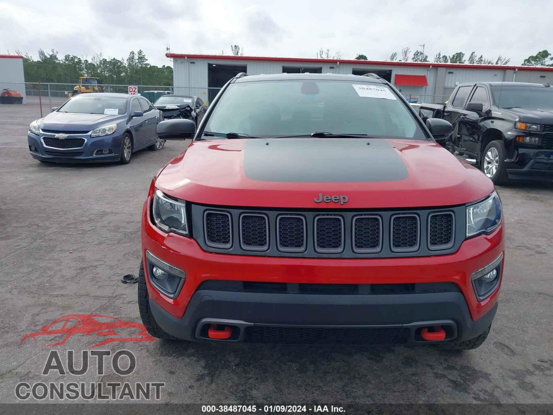 JEEP COMPASS 2018 - 3C4NJDDB2JT424130