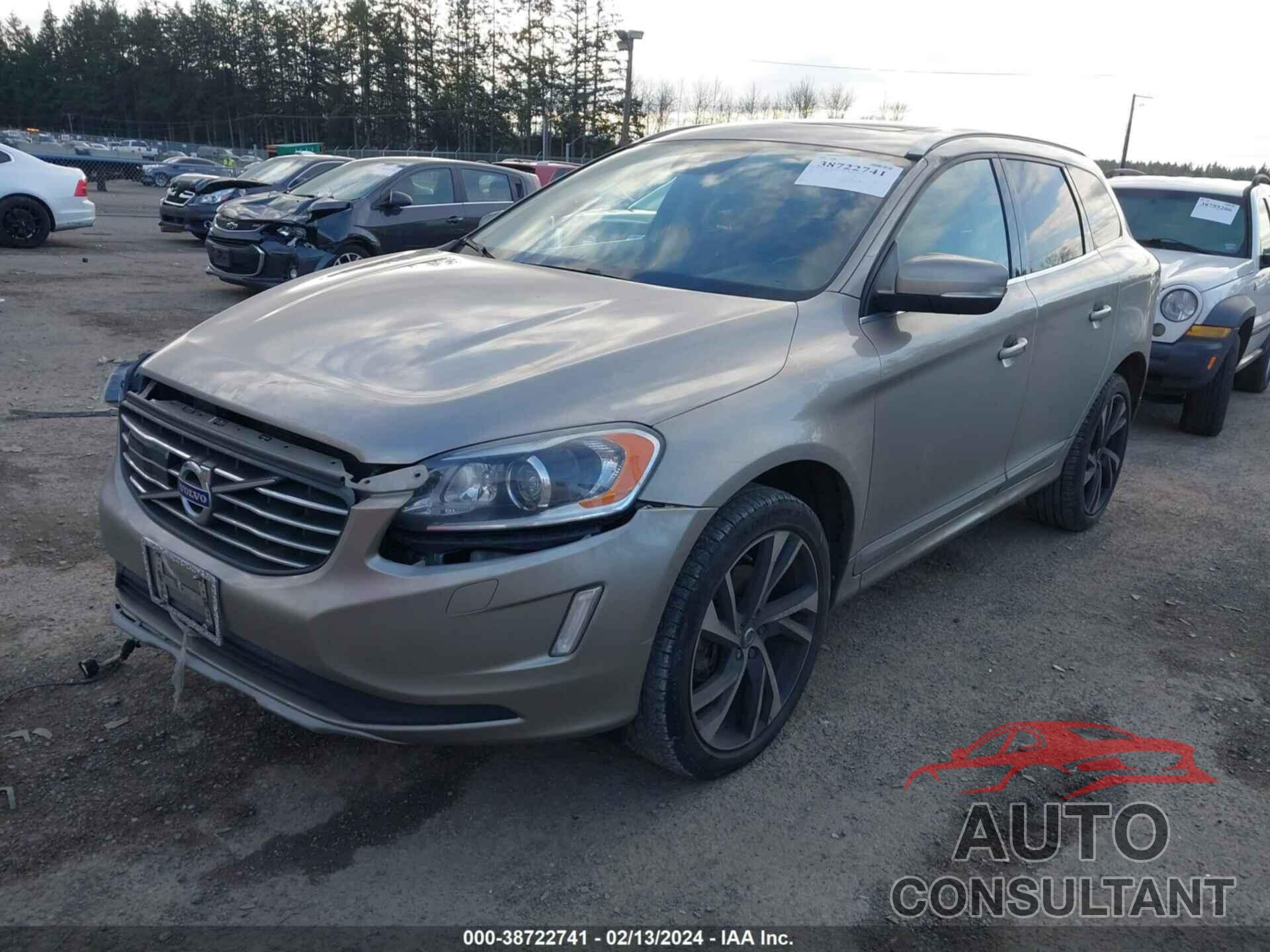 VOLVO XC60 2016 - YV4612RM0G2787617