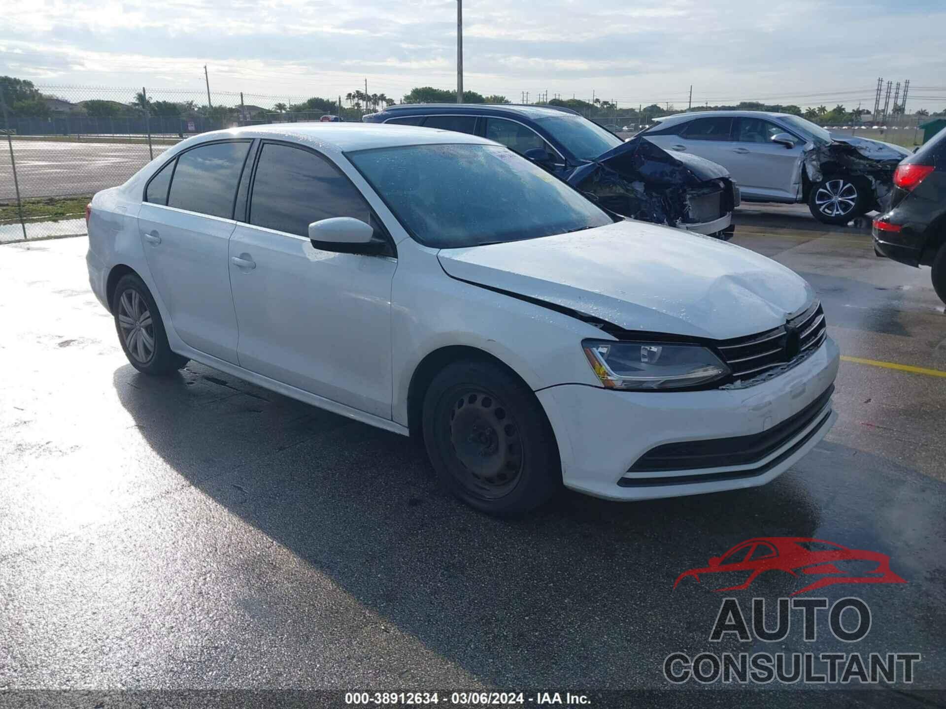 VOLKSWAGEN JETTA 2017 - 3VW2B7AJ9HM321902