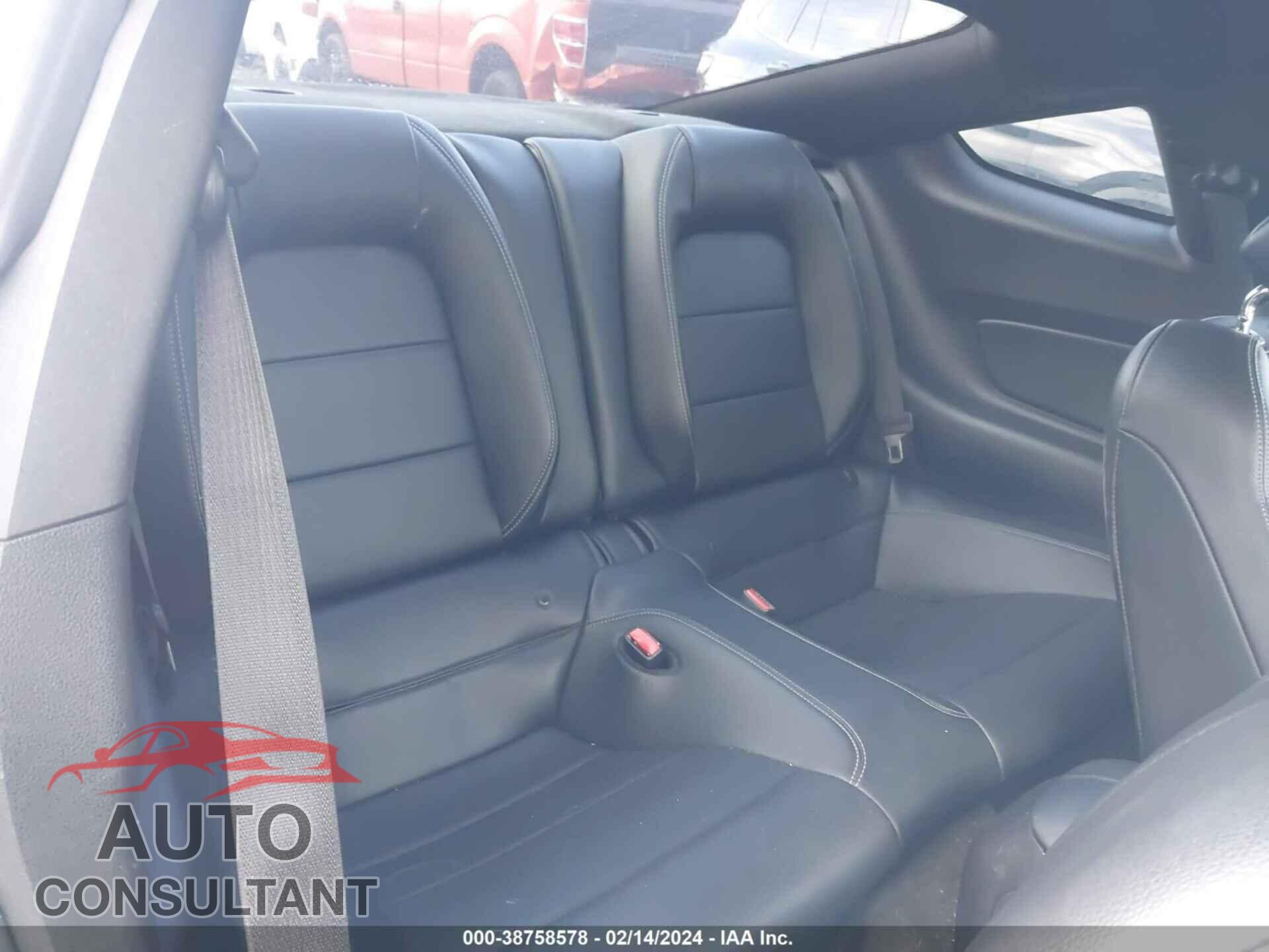 FORD MUSTANG 2017 - 1FA6P8TH5H5205209