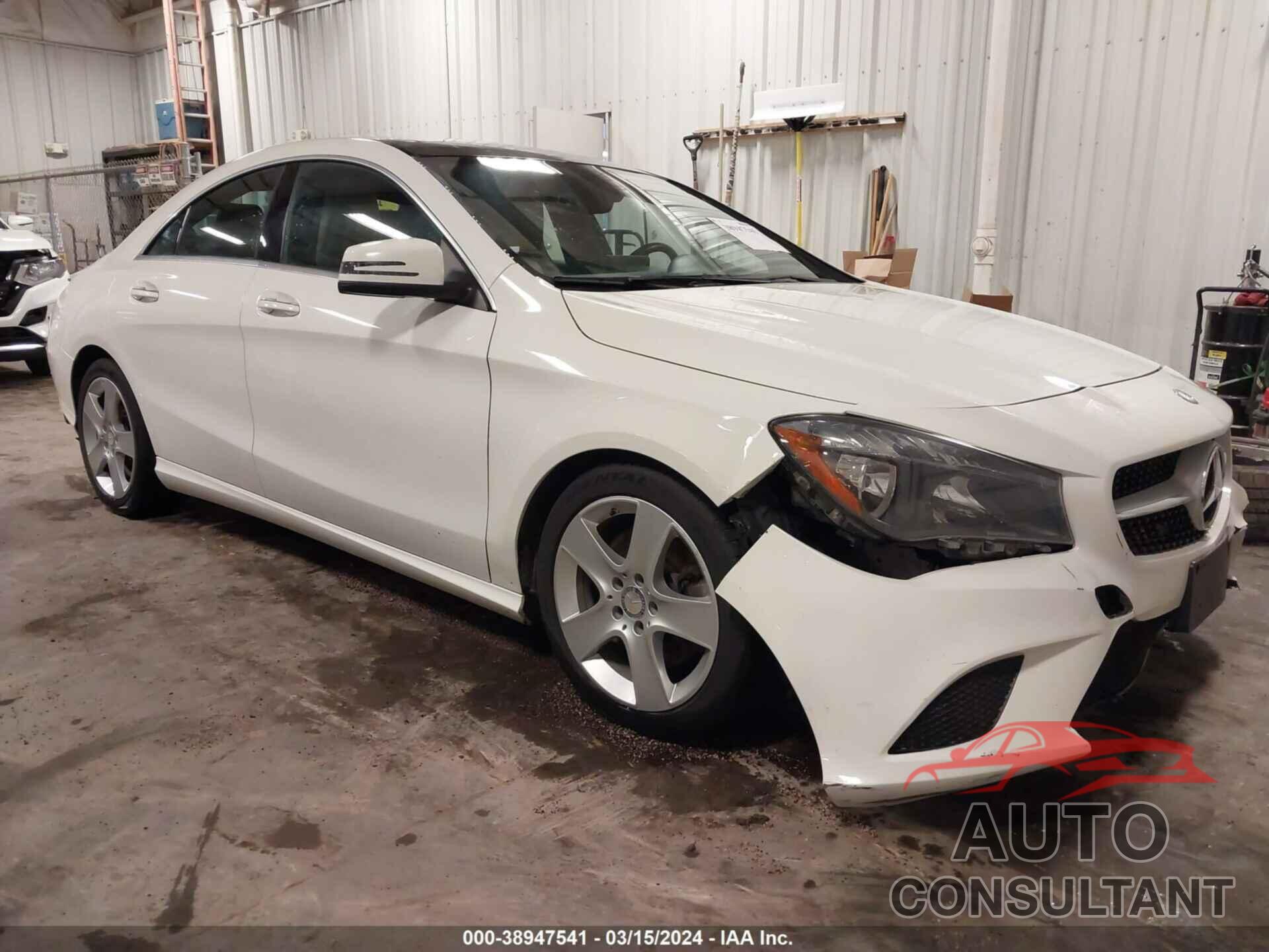 MERCEDES-BENZ CLA 250 2016 - WDDSJ4GB6GN326487