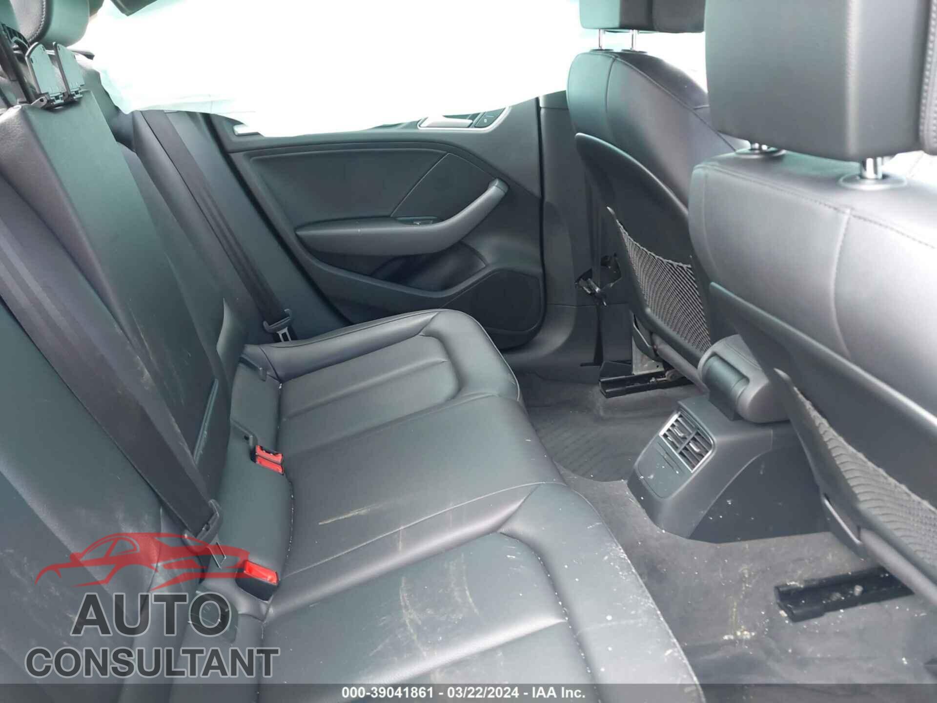 AUDI A3 2017 - WAUB8GFF7H1069678
