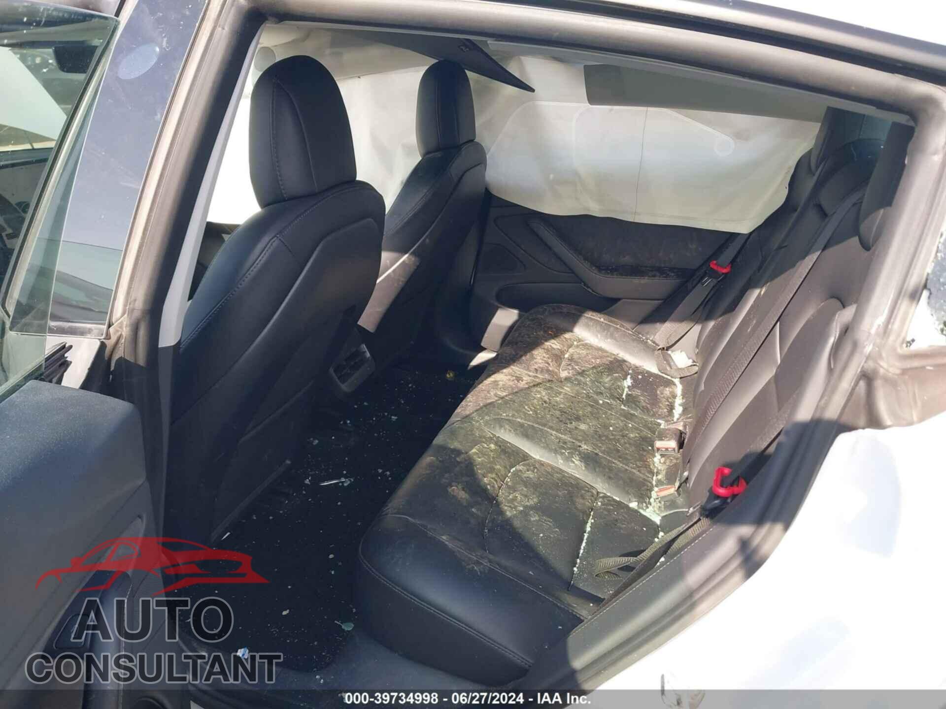 TESLA MODEL 3 2021 - 5YJ3E1EB3MF849402