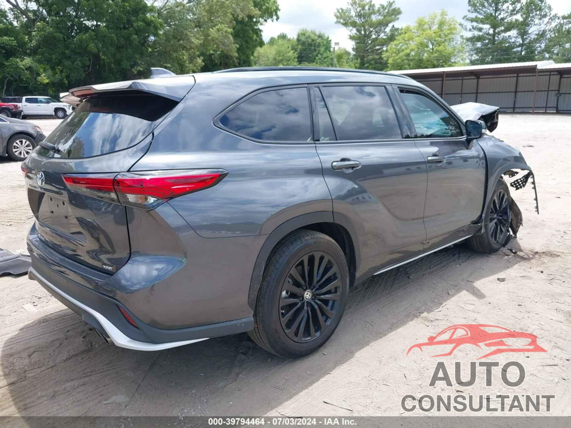TOYOTA HIGHLANDER 2023 - 5TDKDRAH8PS027444