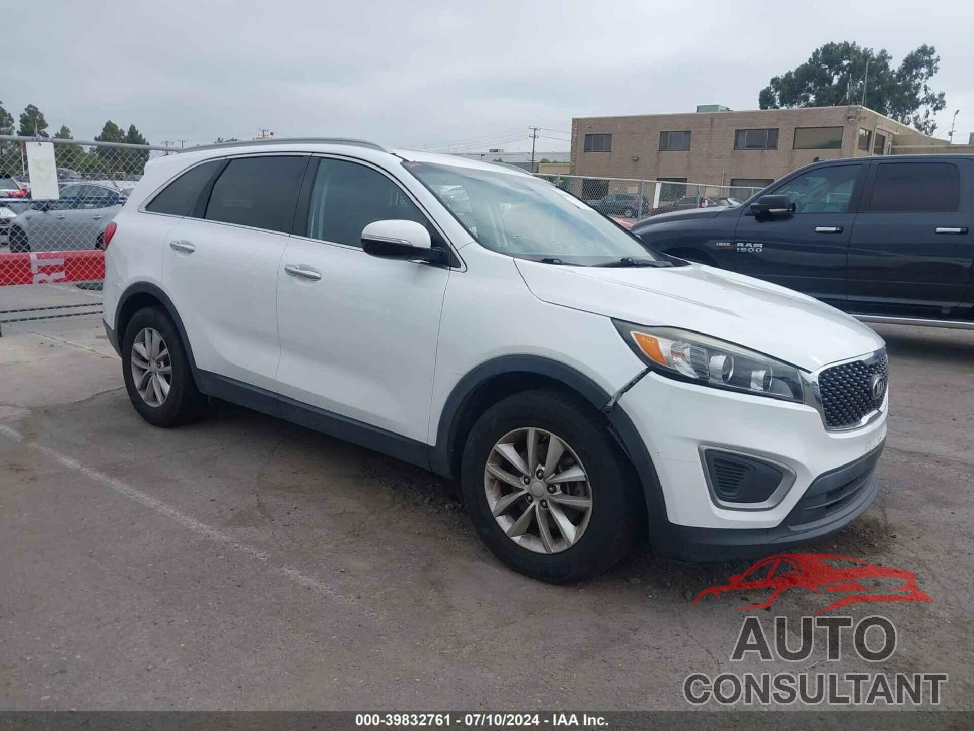 KIA SORENTO 2016 - 5XYPG4A51GG108935