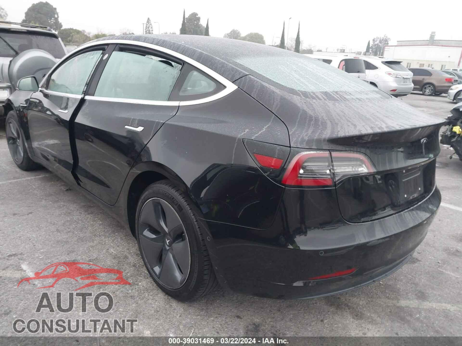 TESLA MODEL 3 2018 - 5YJ3E1EA4JF070948
