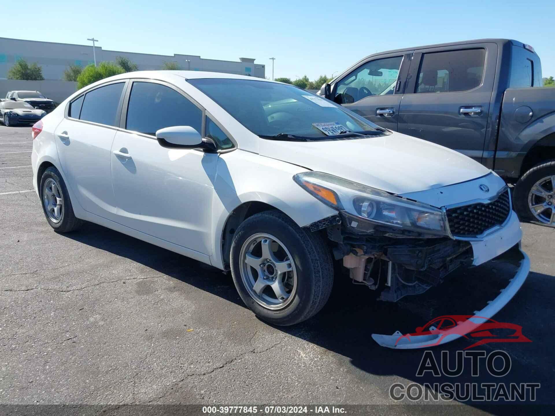 KIA FORTE 2018 - 3KPFK4A78JE228974