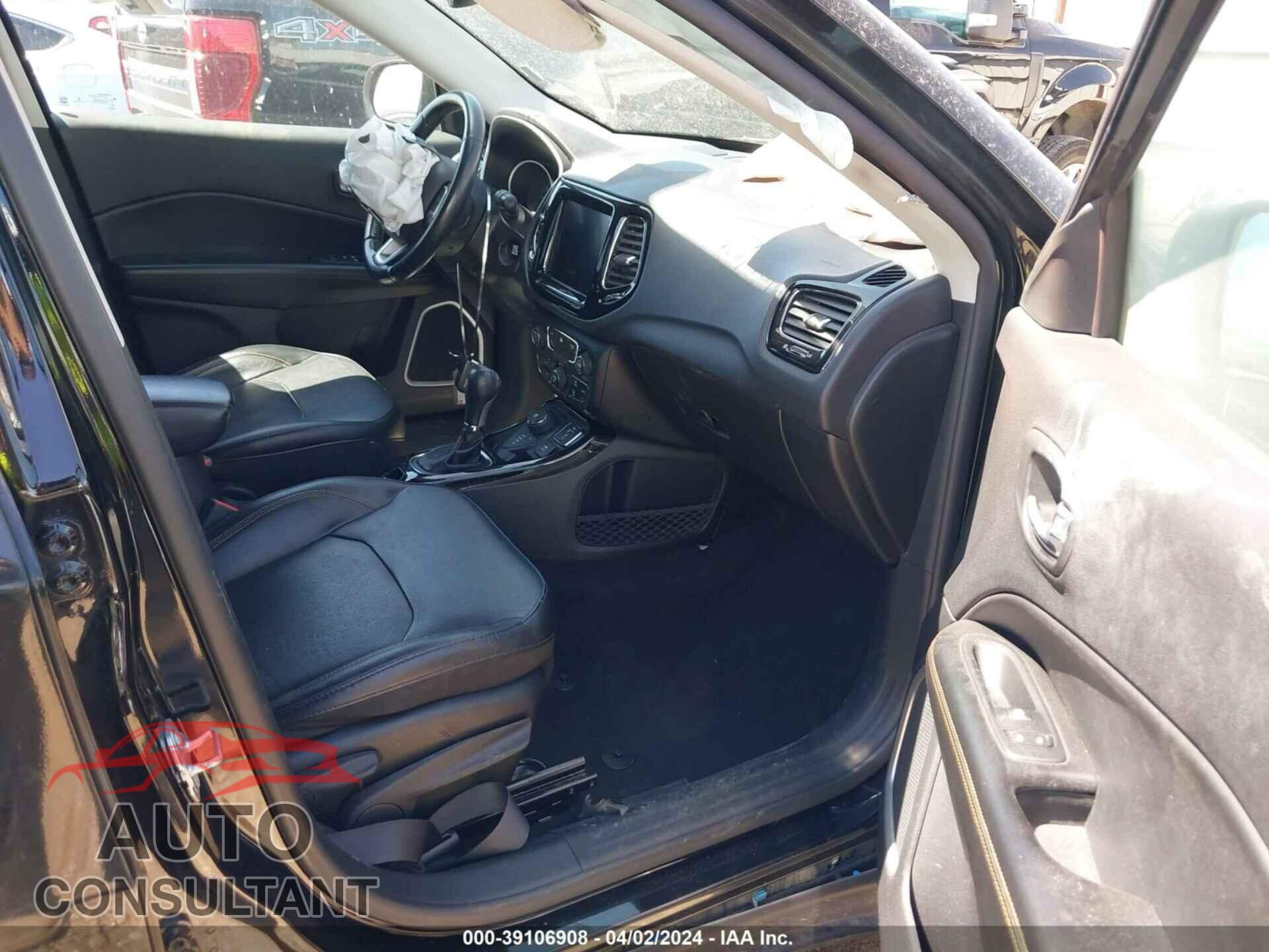 JEEP COMPASS 2020 - 3C4NJDCB4LT168285