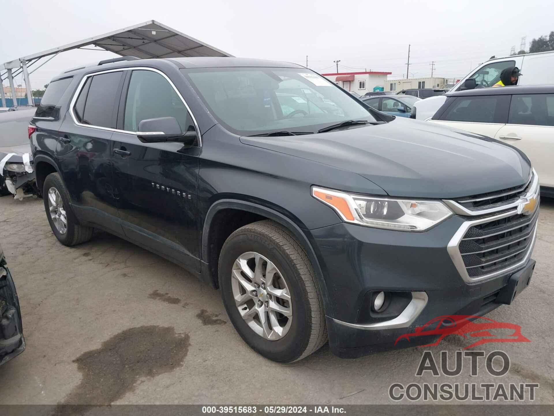 CHEVROLET TRAVERSE 2018 - 1GNERGKW7JJ214914