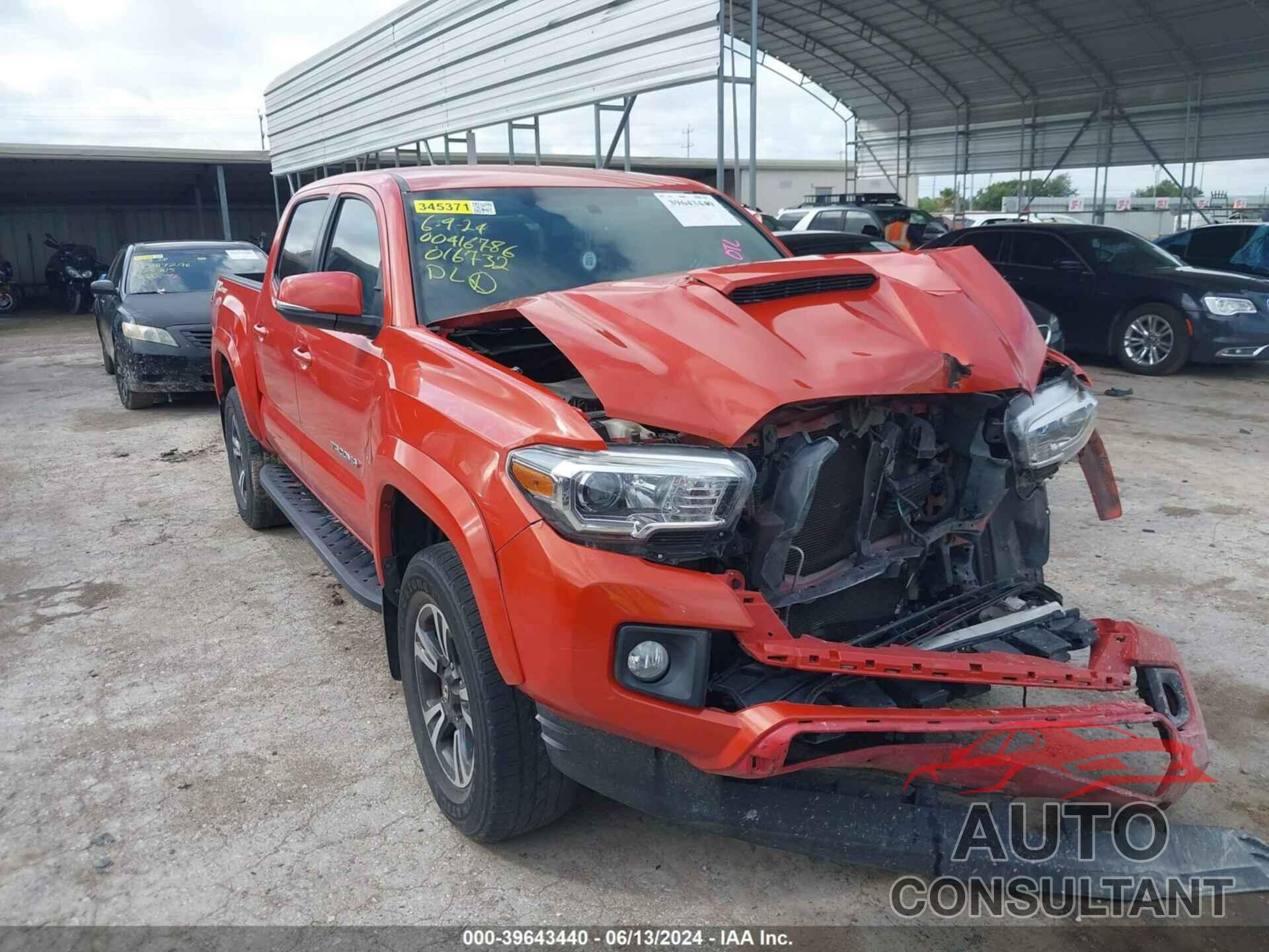 TOYOTA TACOMA 2016 - 5TFAZ5CN9GX016732