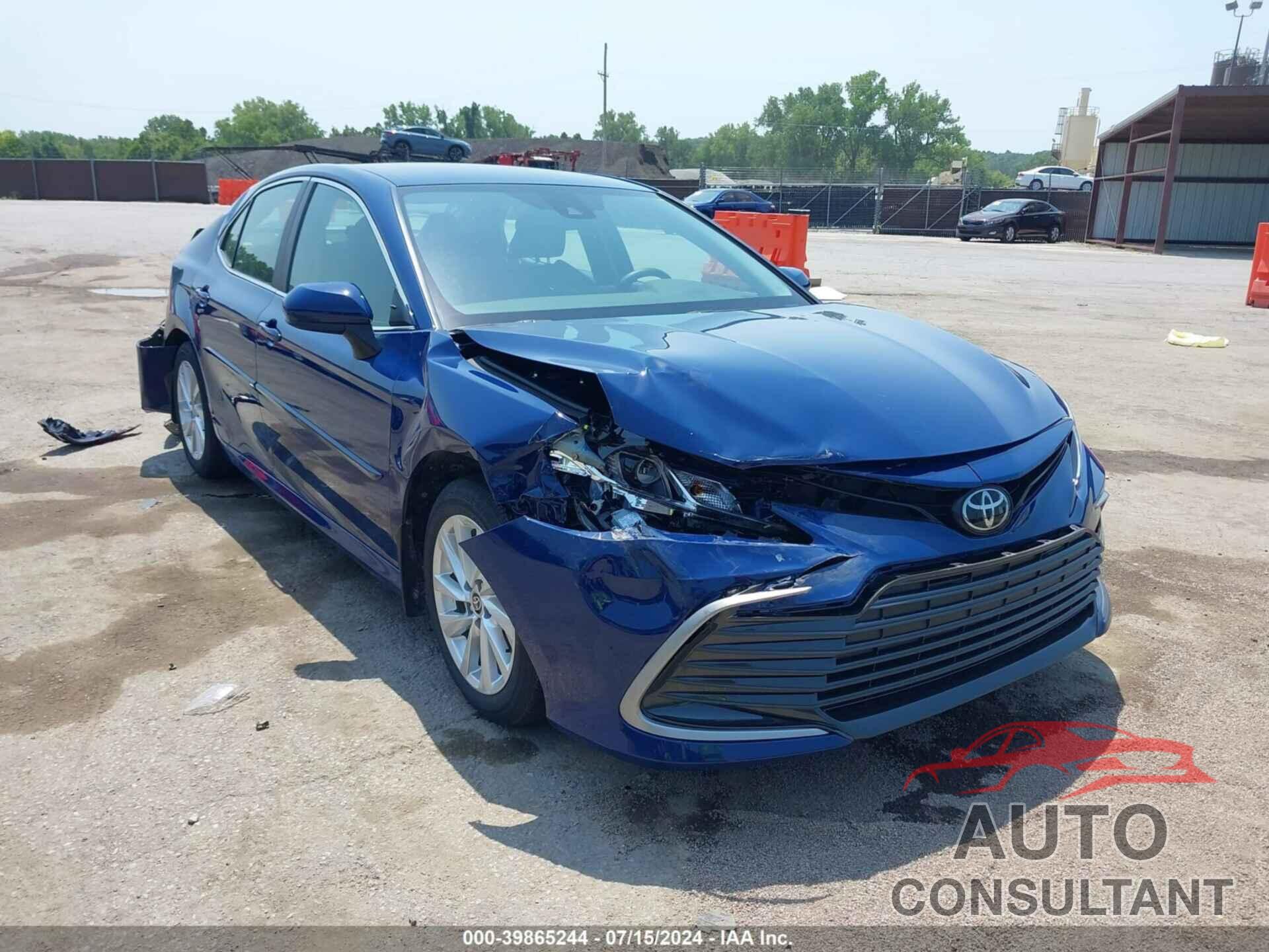 TOYOTA CAMRY 2023 - 4T1C11AK0PU155419