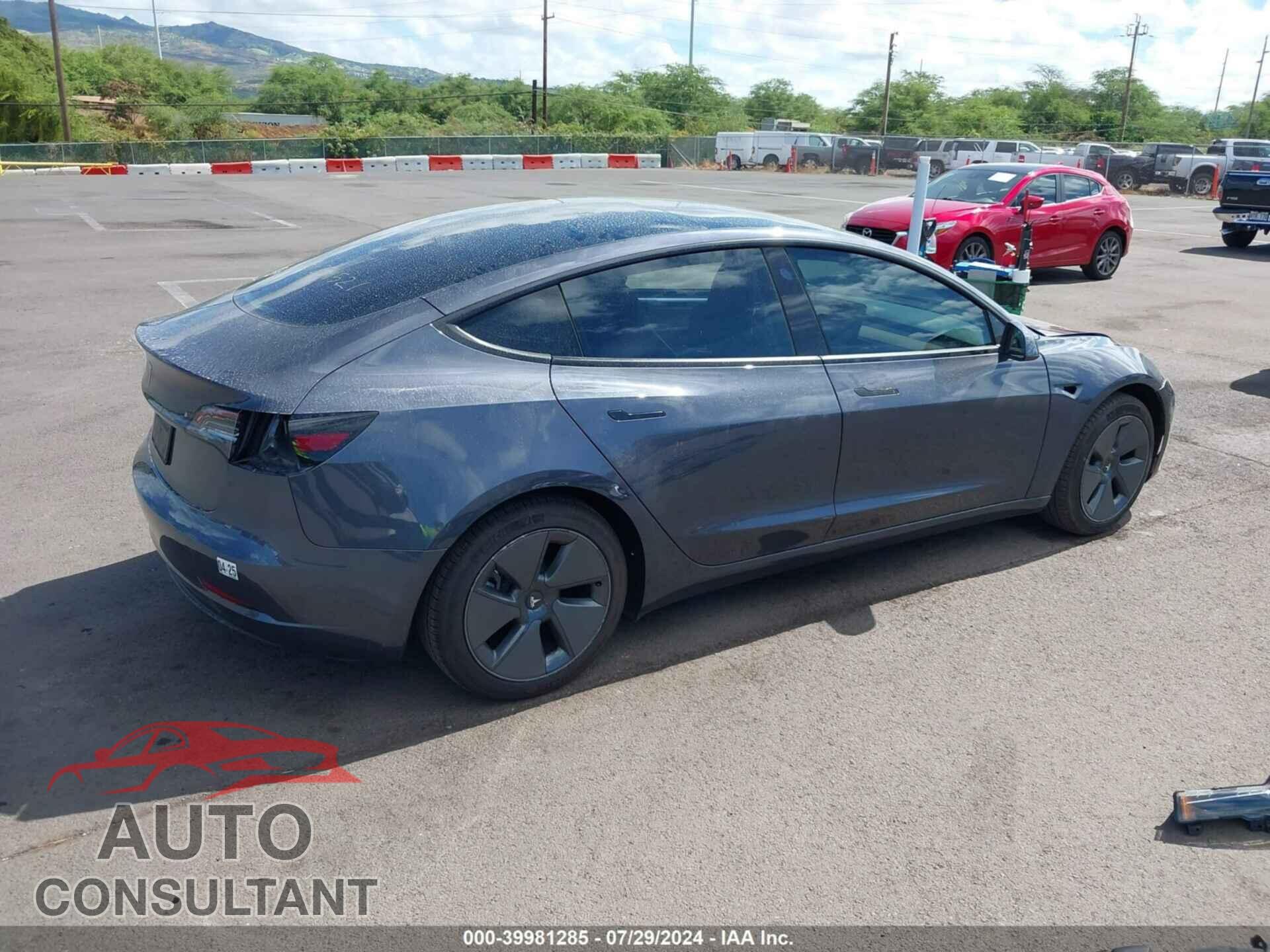 TESLA MODEL 3 2023 - 5YJ3E1EA5PF548531