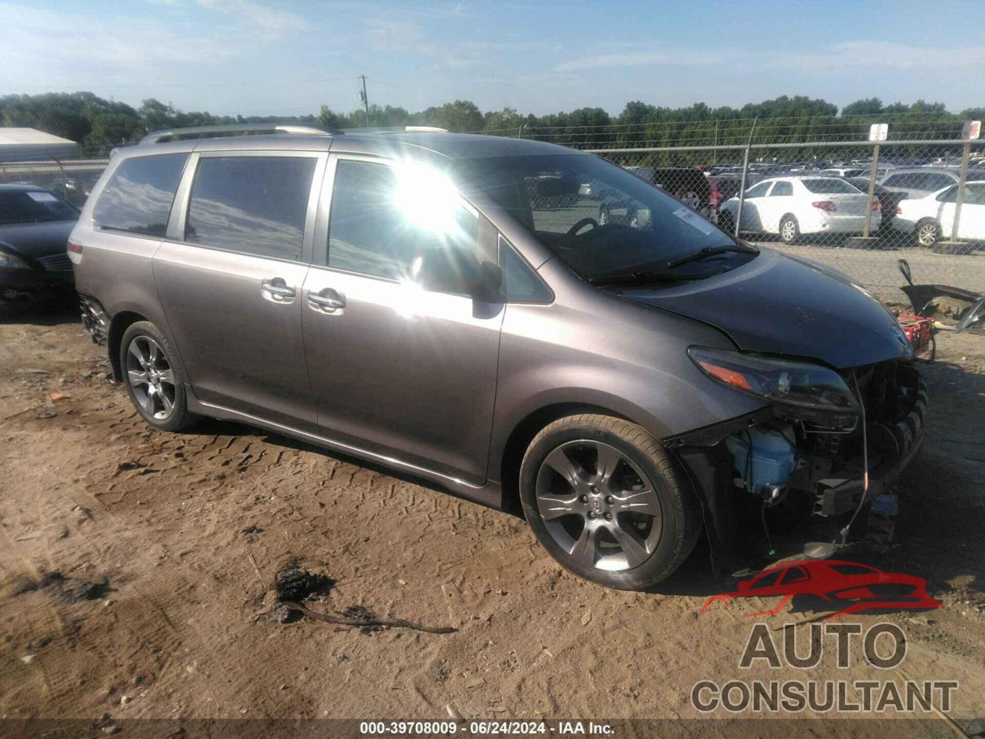 TOYOTA SIENNA 2016 - 5TDXK3DC6GS724569