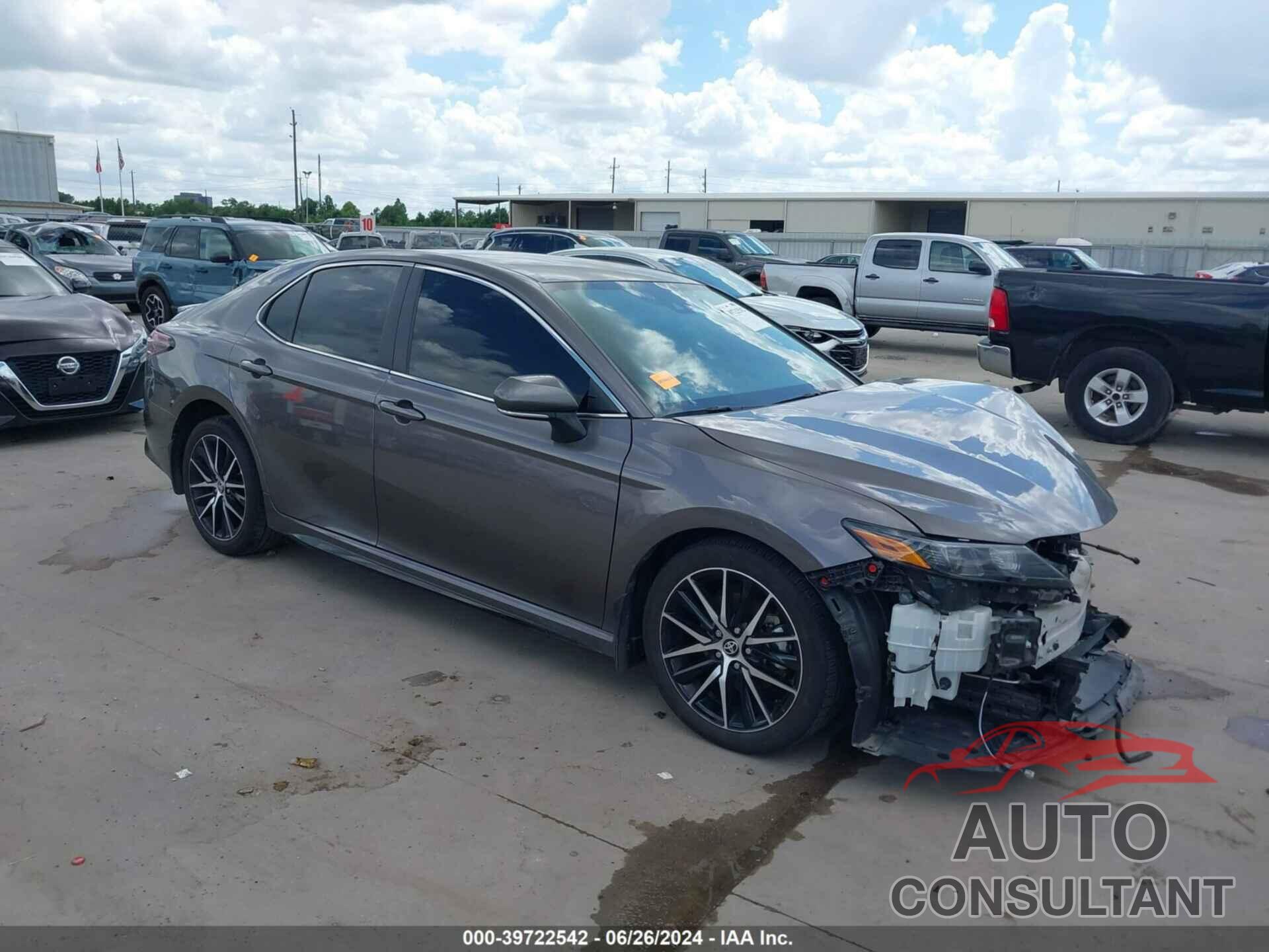 TOYOTA CAMRY 2023 - 4T1G11AK6PU827176