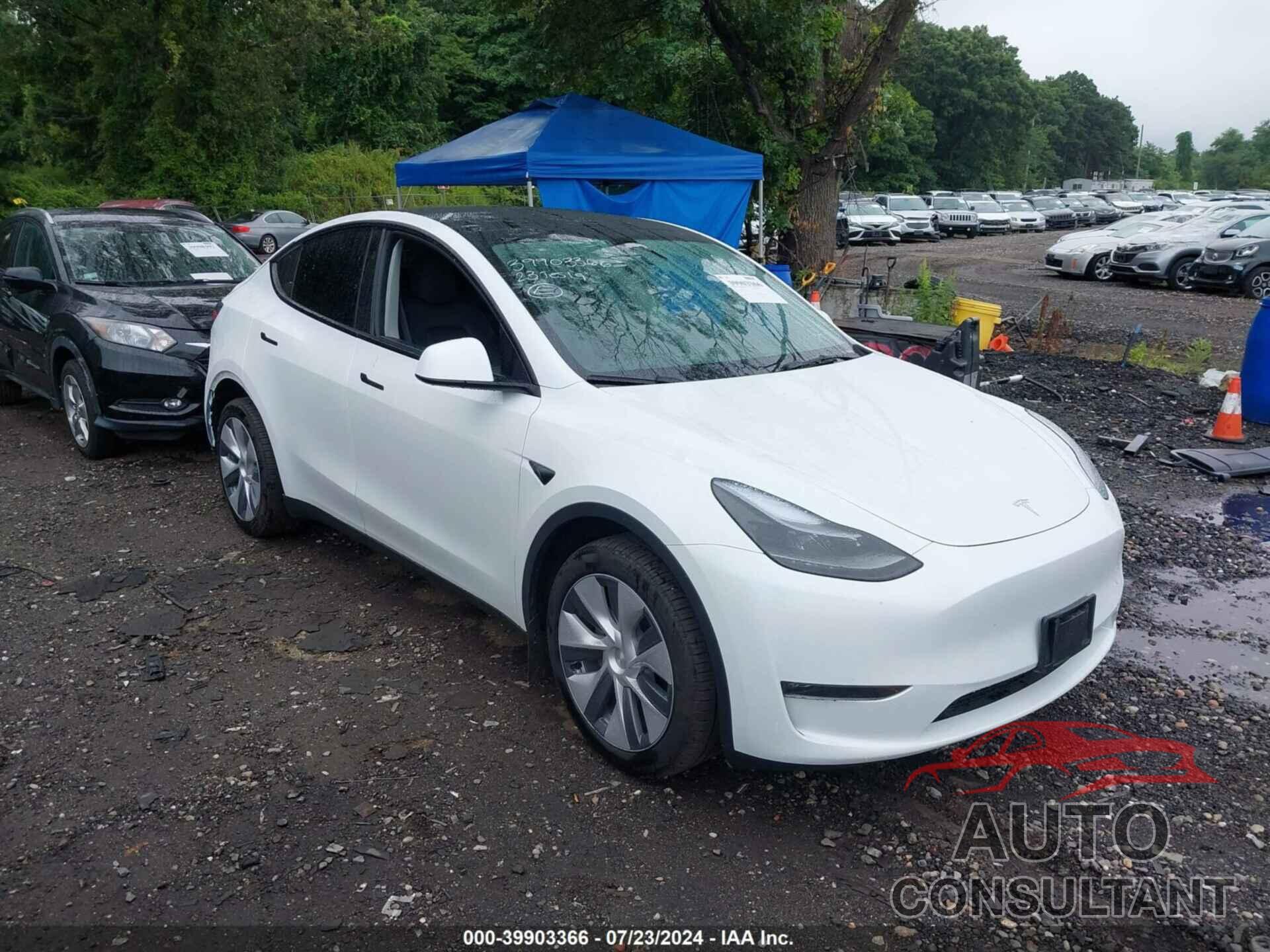 TESLA MODEL Y 2023 - 7SAYGDEE4PA194215