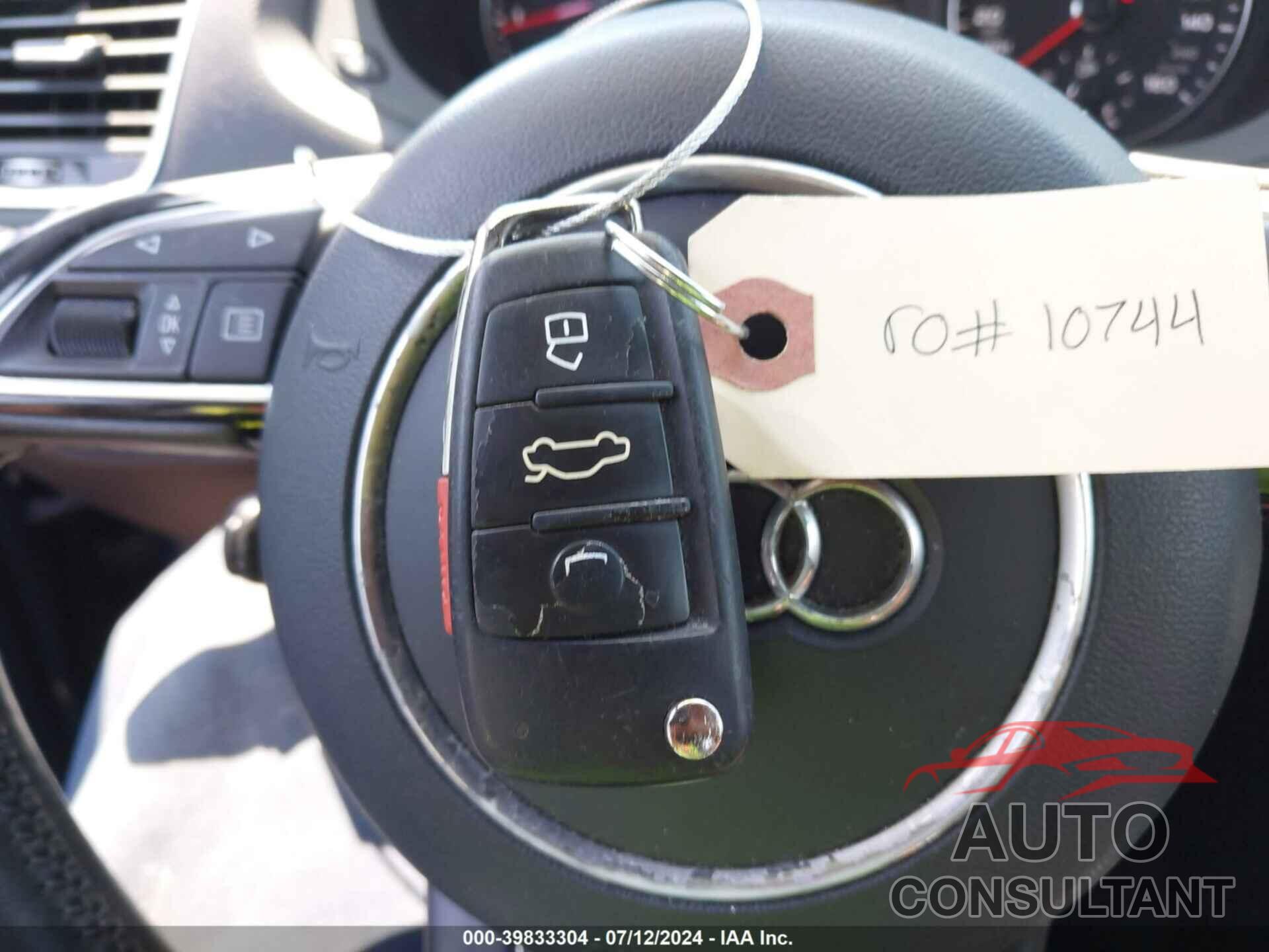 AUDI Q3 2017 - WA1HCCFS5HR000257
