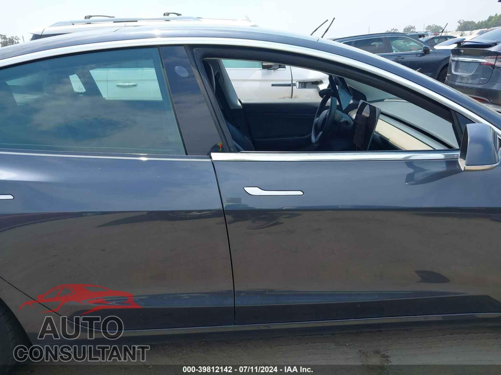 TESLA MODEL 3 2019 - 5YJ3E1EB8KF513872