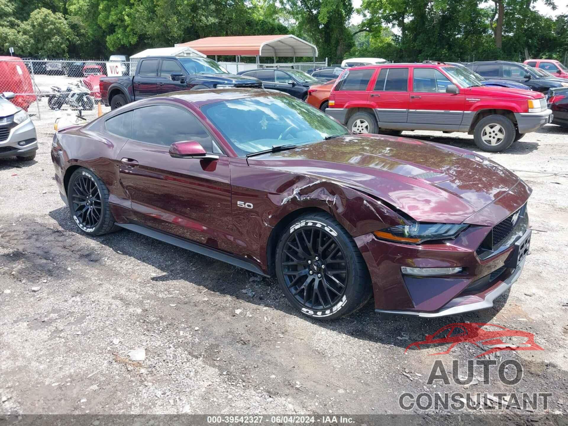 FORD MUSTANG 2018 - 1FA6P8CF3J5113391