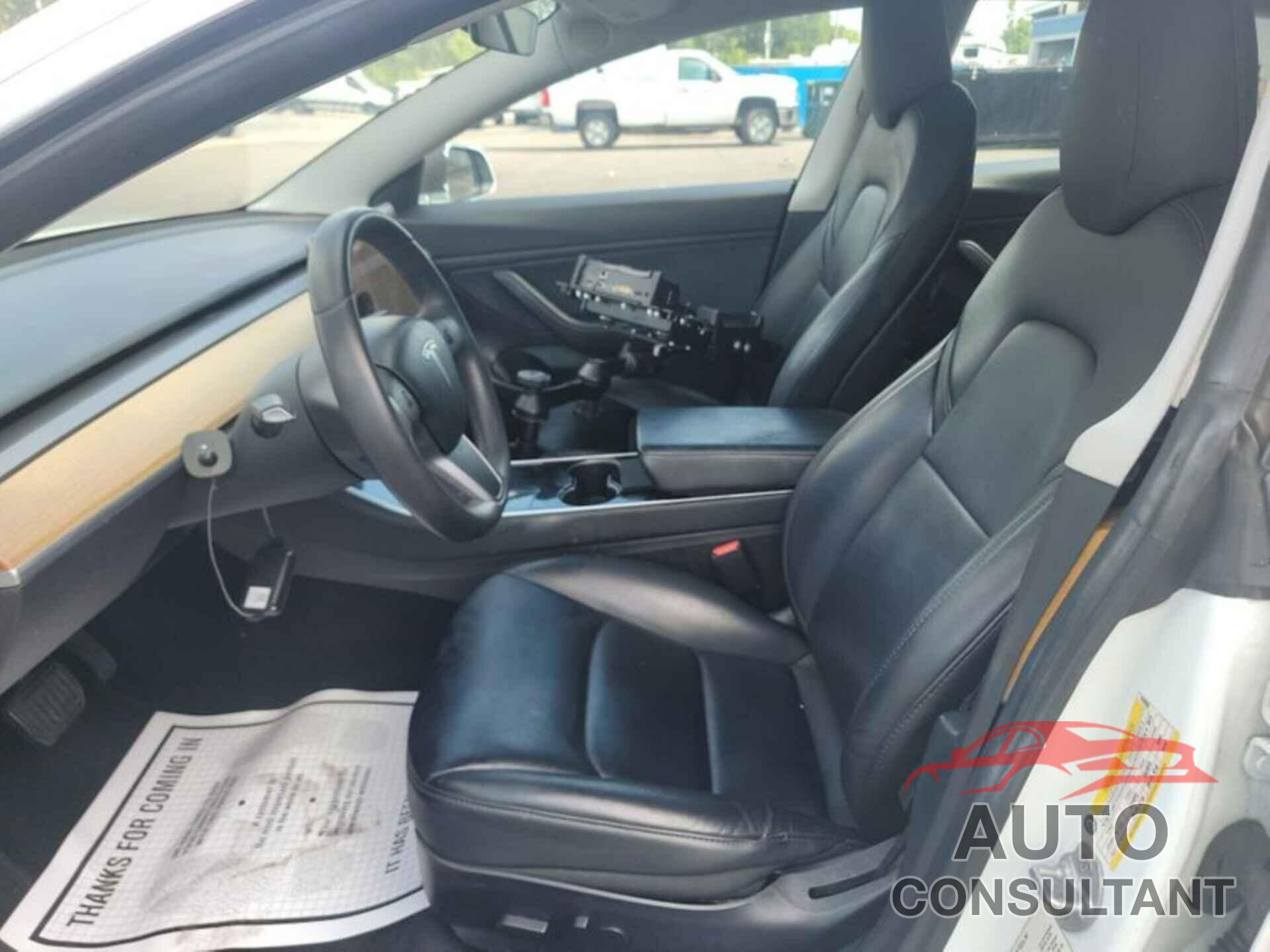 TESLA MODEL 3 2020 - 5YJ3E1EB7LF636905