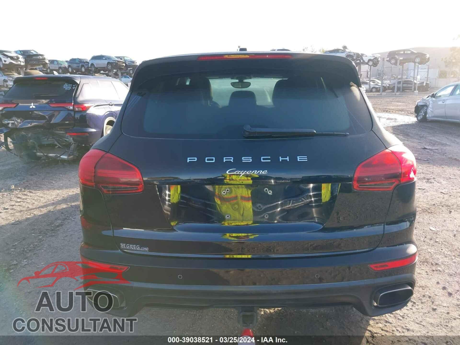 PORSCHE CAYENNE 2017 - WP1AA2A27HKA80277