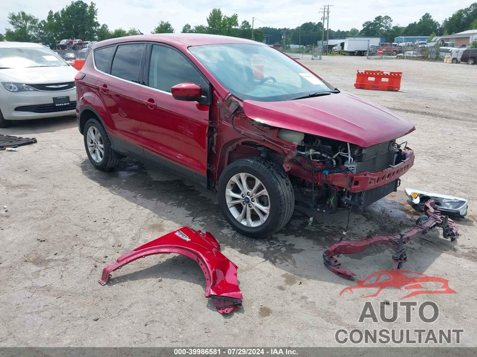 FORD ESCAPE 2019 - 1FMCU0GDXKUA02484