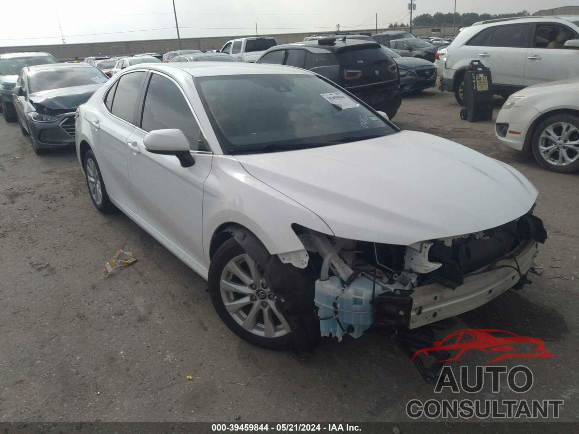 TOYOTA CAMRY 2020 - 4T1C11AK7LU920992