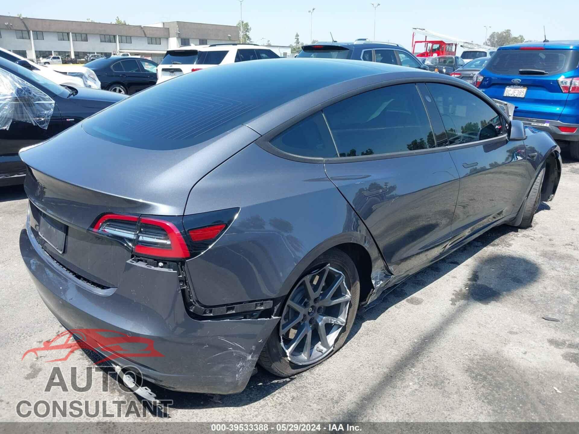 TESLA MODEL 3 2019 - 5YJ3E1EA5KF325768