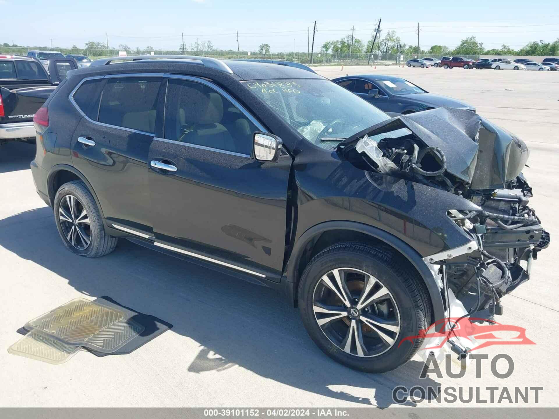 NISSAN ROGUE 2017 - 5N1AT2MT2HC772923