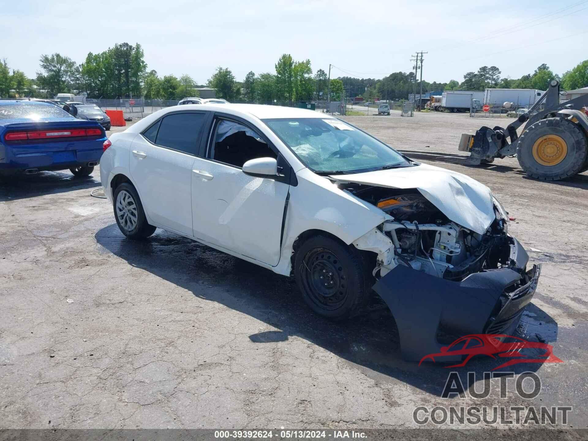 TOYOTA COROLLA 2018 - 2T1BURHE8JC071147