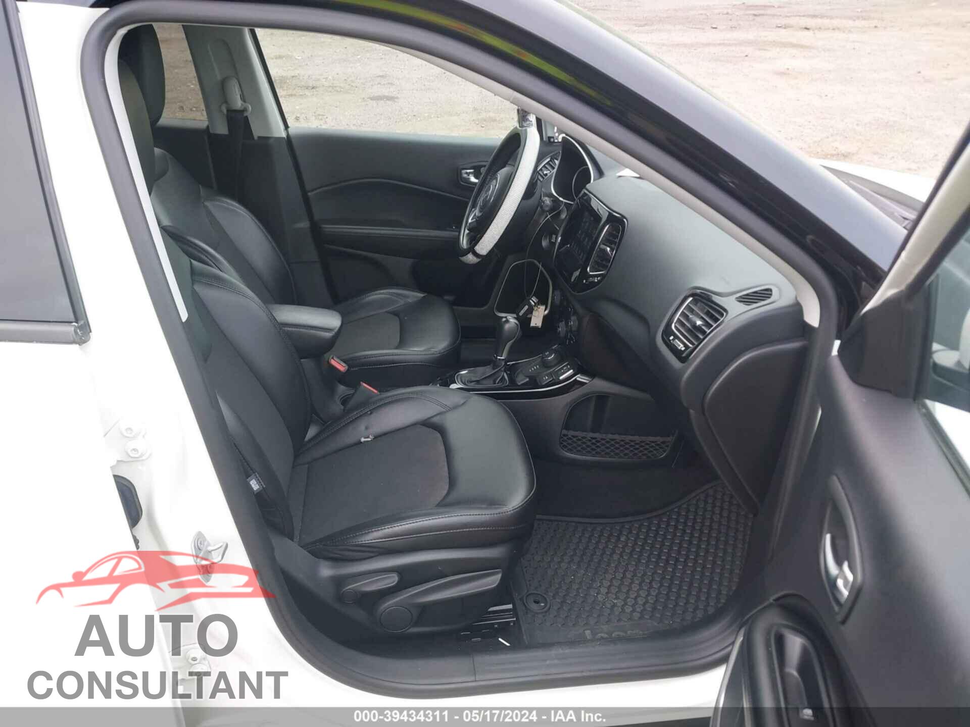 JEEP COMPASS 2019 - 3C4NJDBB5KT839172